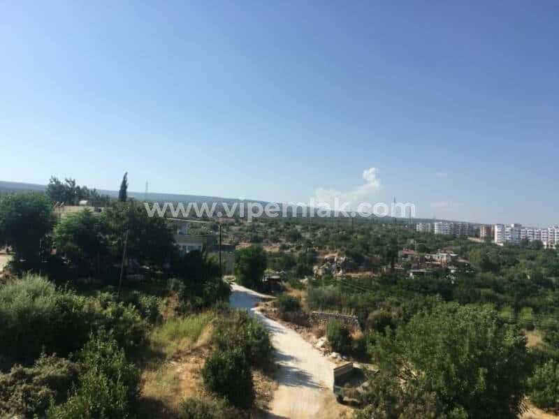 AYAŞ KOMŞUPARK KONAKLARINDA SATILIK VİLLA