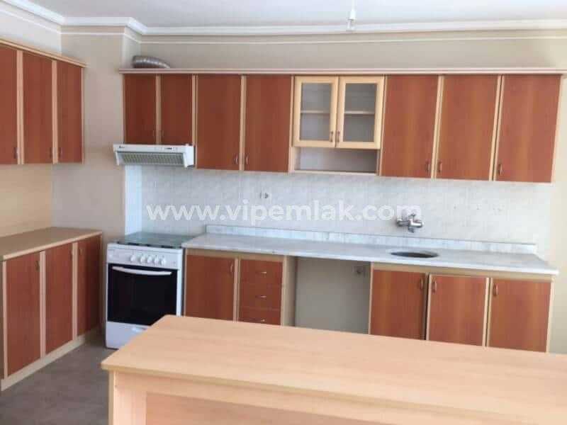 MERSİN ERDEMLİ TÖMÜK TE SATILIK YAZLIK