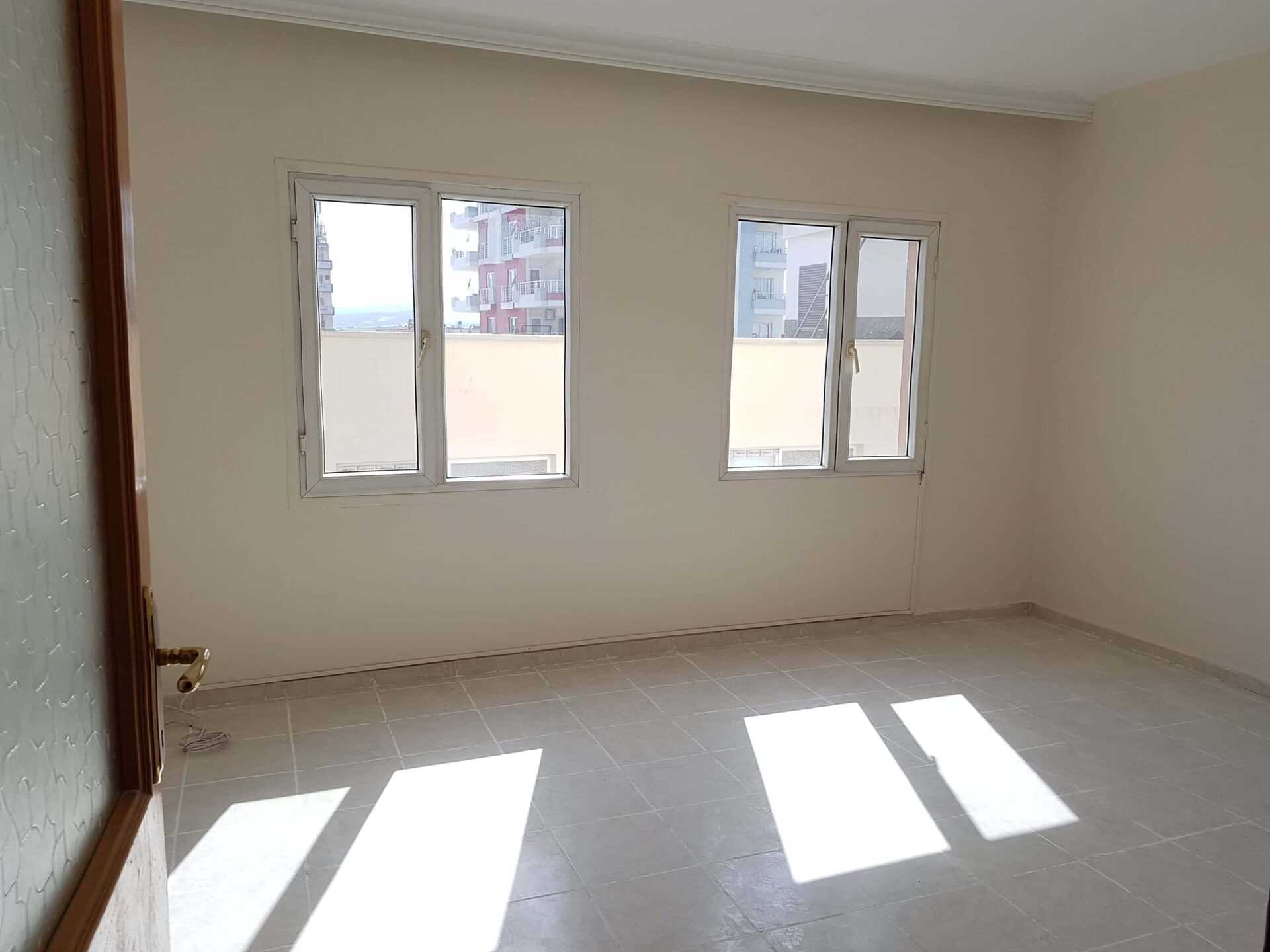 MERSİN ERDEMLİ MERKEZ ANAYOL ÜZERİ TOROS SİTESİNDE SATILIK DAİRE