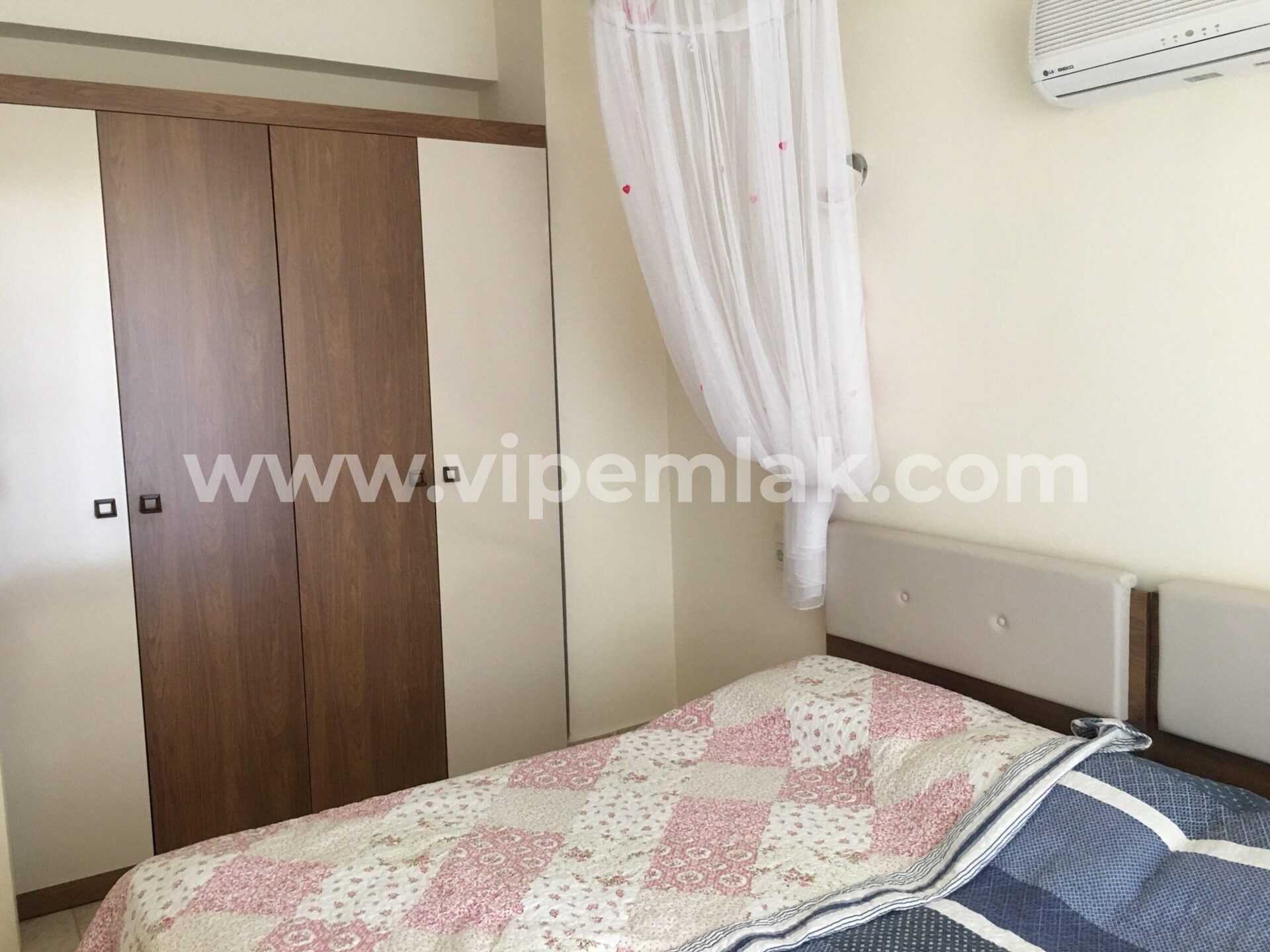 MERSİN ERDEMLİ KARGIPINARI QUEENABA SİTESİNDE SATILIK YAZLIK DAİRE