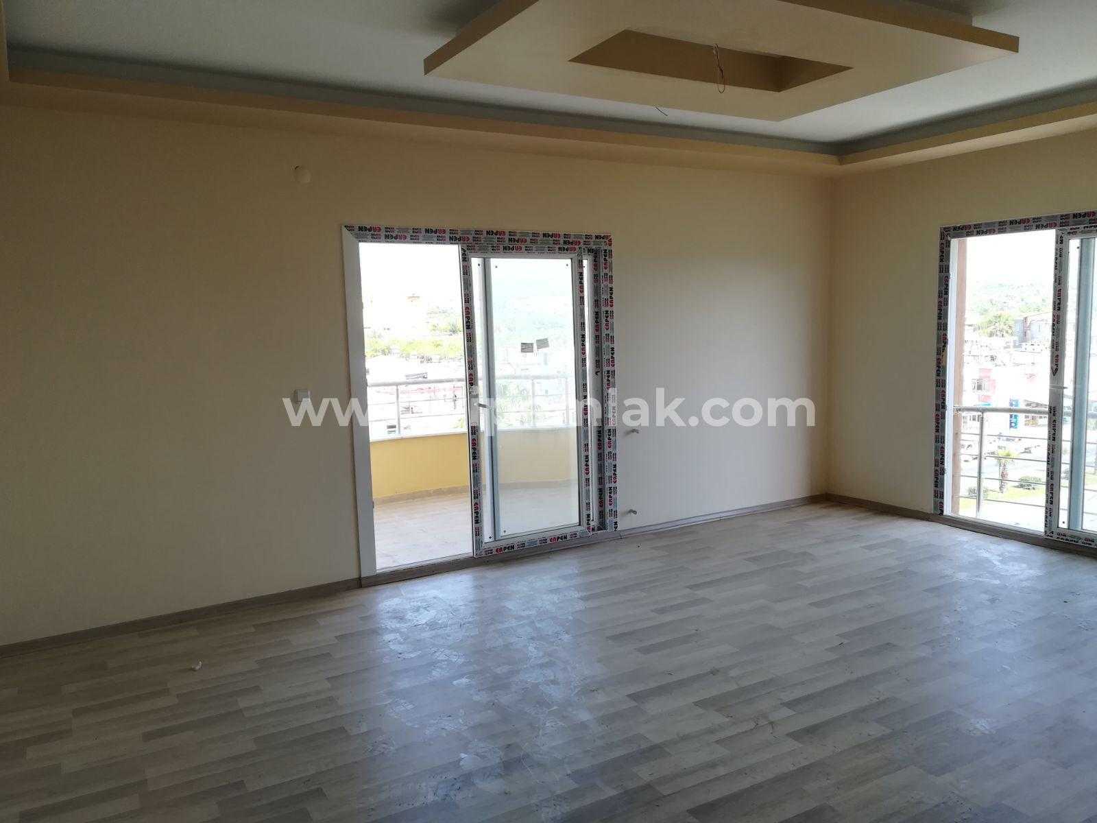 MERSİN ERDEMLİ ARPAÇBAHŞİŞ DENGBAŞ APARTMANINDA SATILIK DAİRE