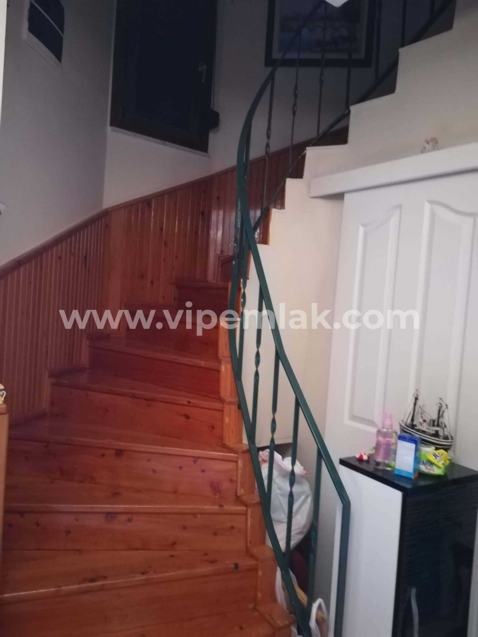 MERSİN ERDEMLİ AYAŞ NAZAR SİTESİNDE TRIPLEKS SATILIK YAZLIK