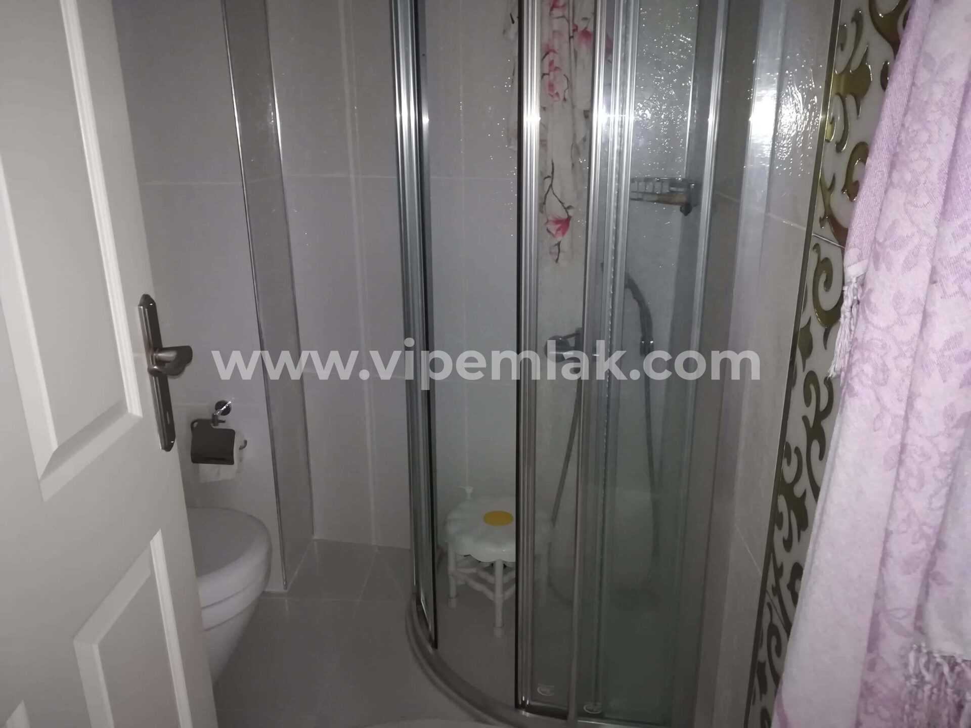 MERSİN ERDEMLİ AYAŞ NAZAR SİTESİNDE TRIPLEKS SATILIK YAZLIK