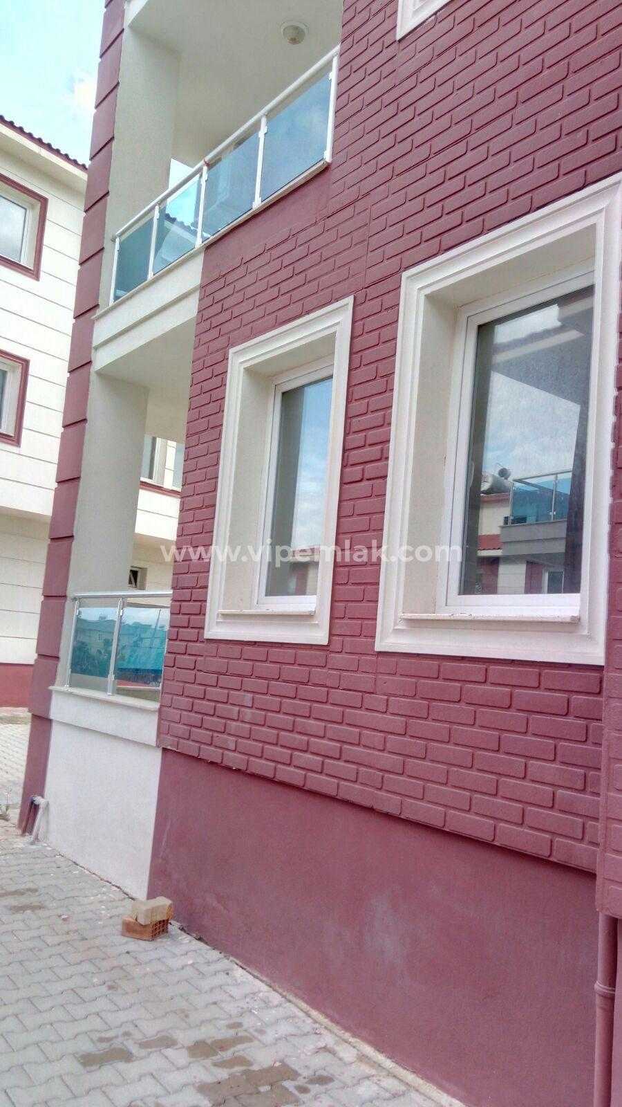 MERSİN AYAŞ KOMŞUPARK KONAKLARINDA SATILIK YAZLIK DAİRE