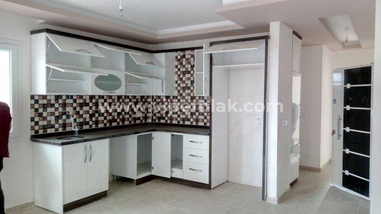 MERSİN AYAŞ KOMŞUPARK KONAKLARINDA SATILIK YAZLIK DAİRE