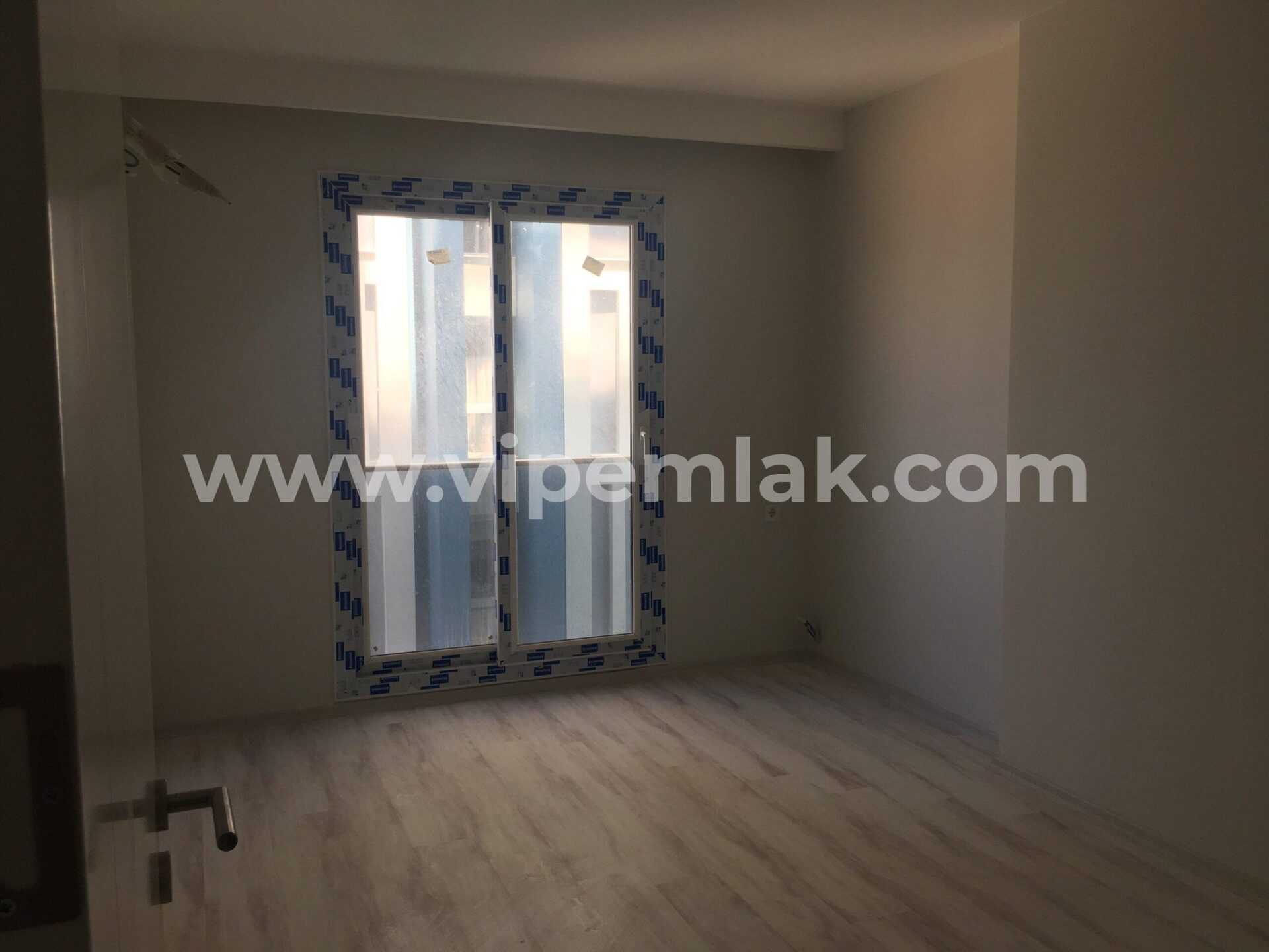 MERSİN ERDEMLİ BULVAR YEŞİLYURT SİTESİNDE SATILIK SIFIR DAİRE