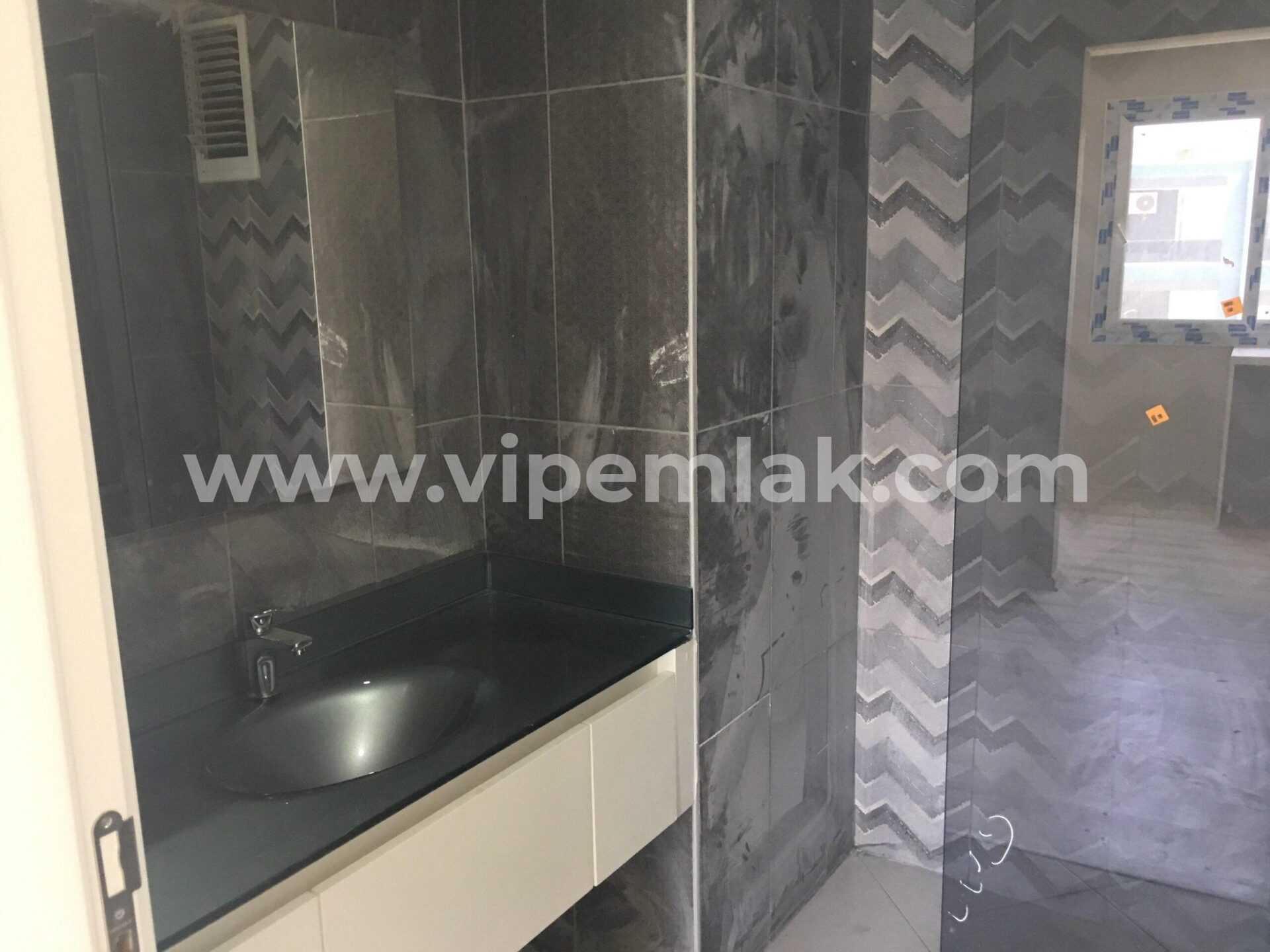MERSİN ERDEMLİ BULVAR YEŞİLYURT SİTESİNDE SATILIK SIFIR DAİRE