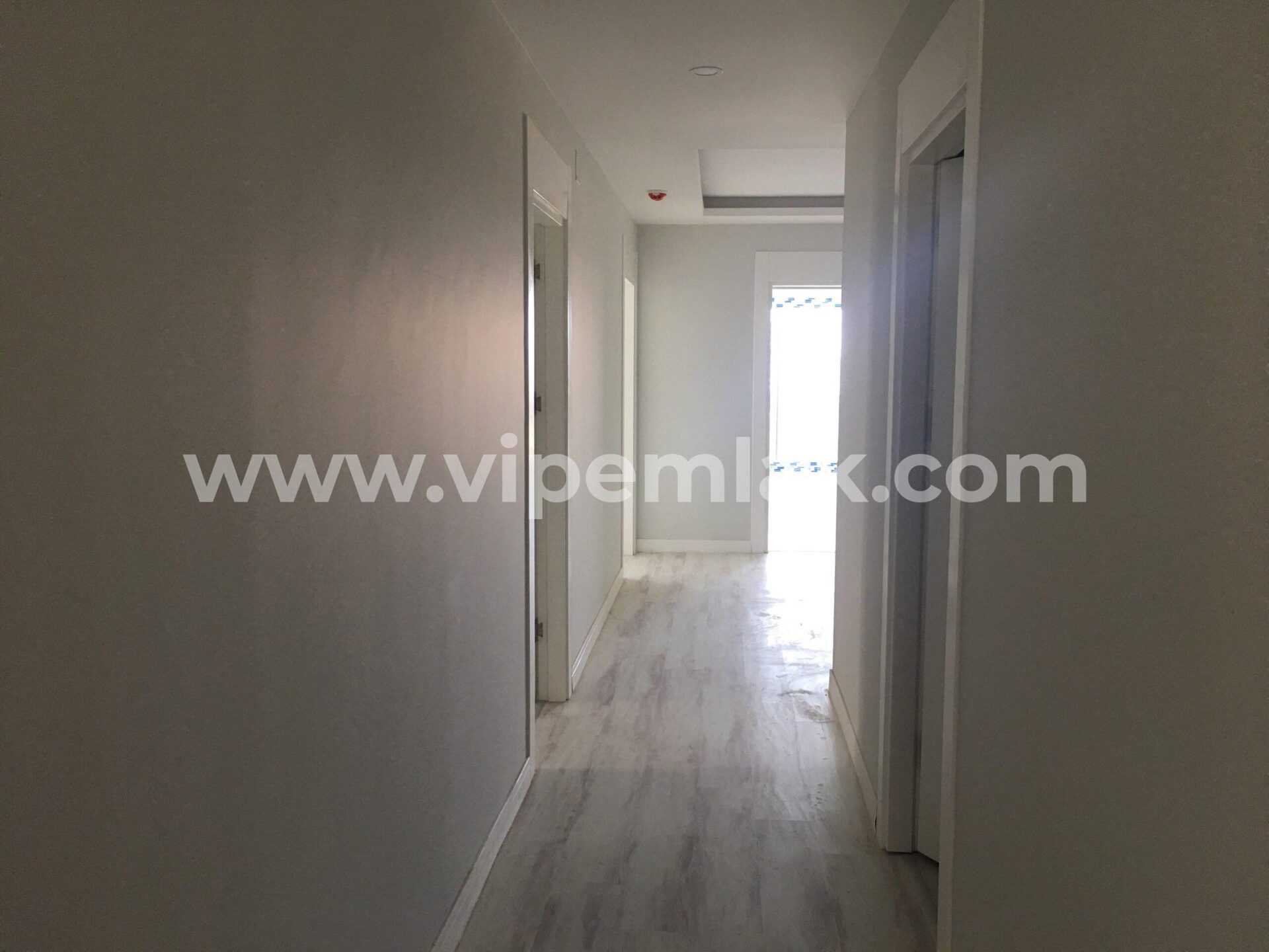 MERSİN ERDEMLİ BULVAR YEŞİLYURT SİTESİNDE SATILIK SIFIR DAİRE