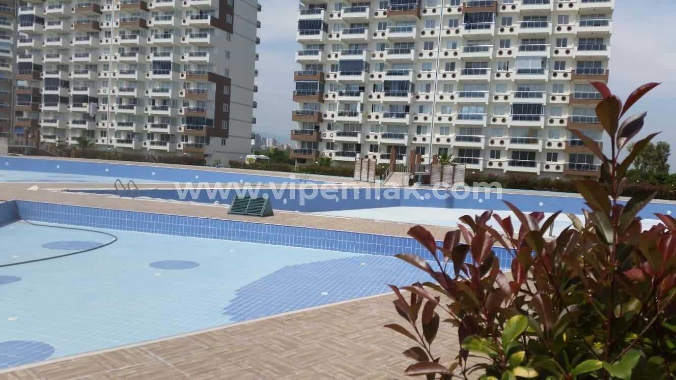 MERSİN KARGIPINARI LİPARİS 7 SİTESİNDE SATILIK YAZLIK DAİRE