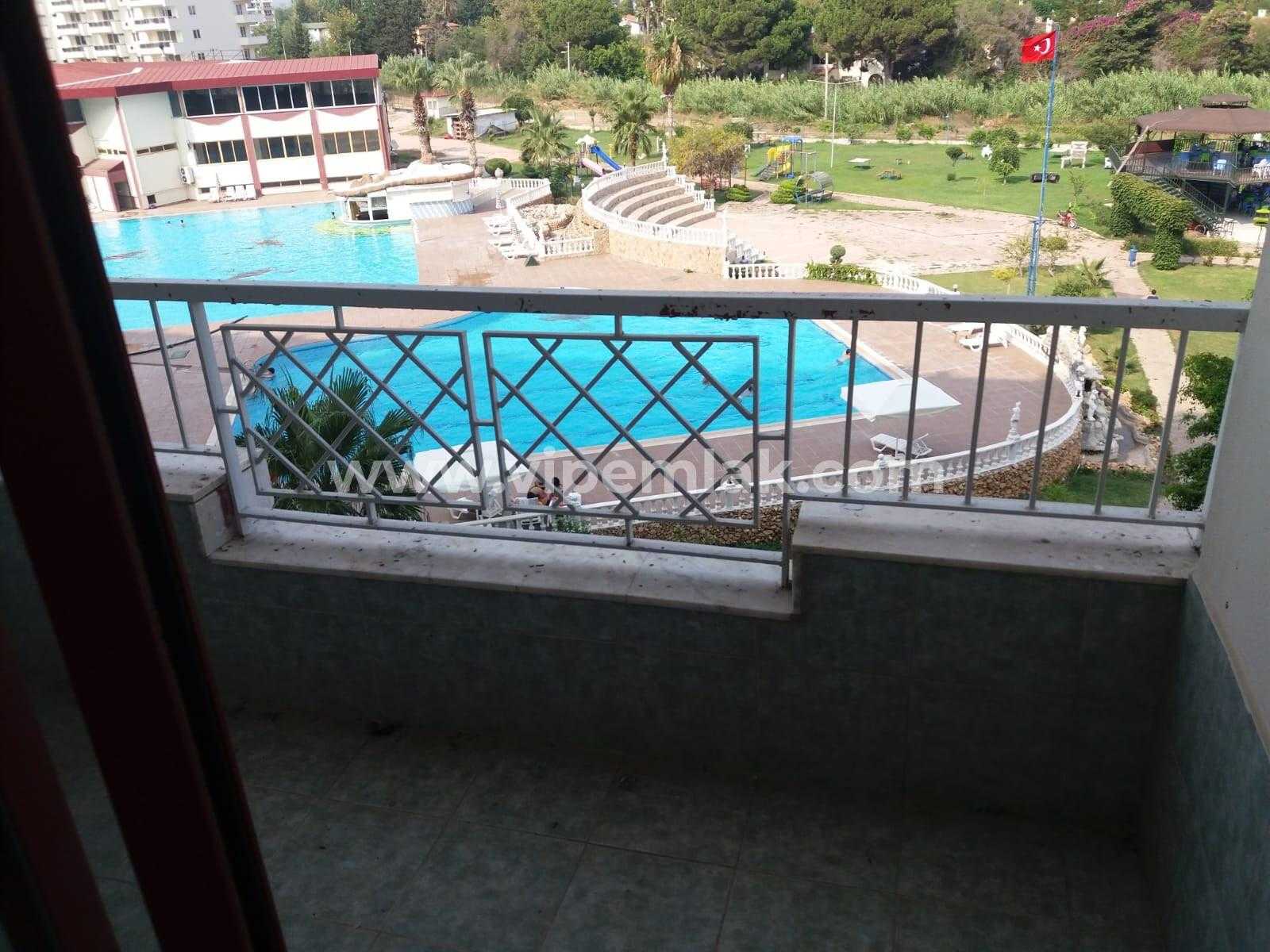 MERSİN KARGIPINARI LİPARİS SUNLİFE SİTESİNDE SATILIK YAZLIK DAİRE