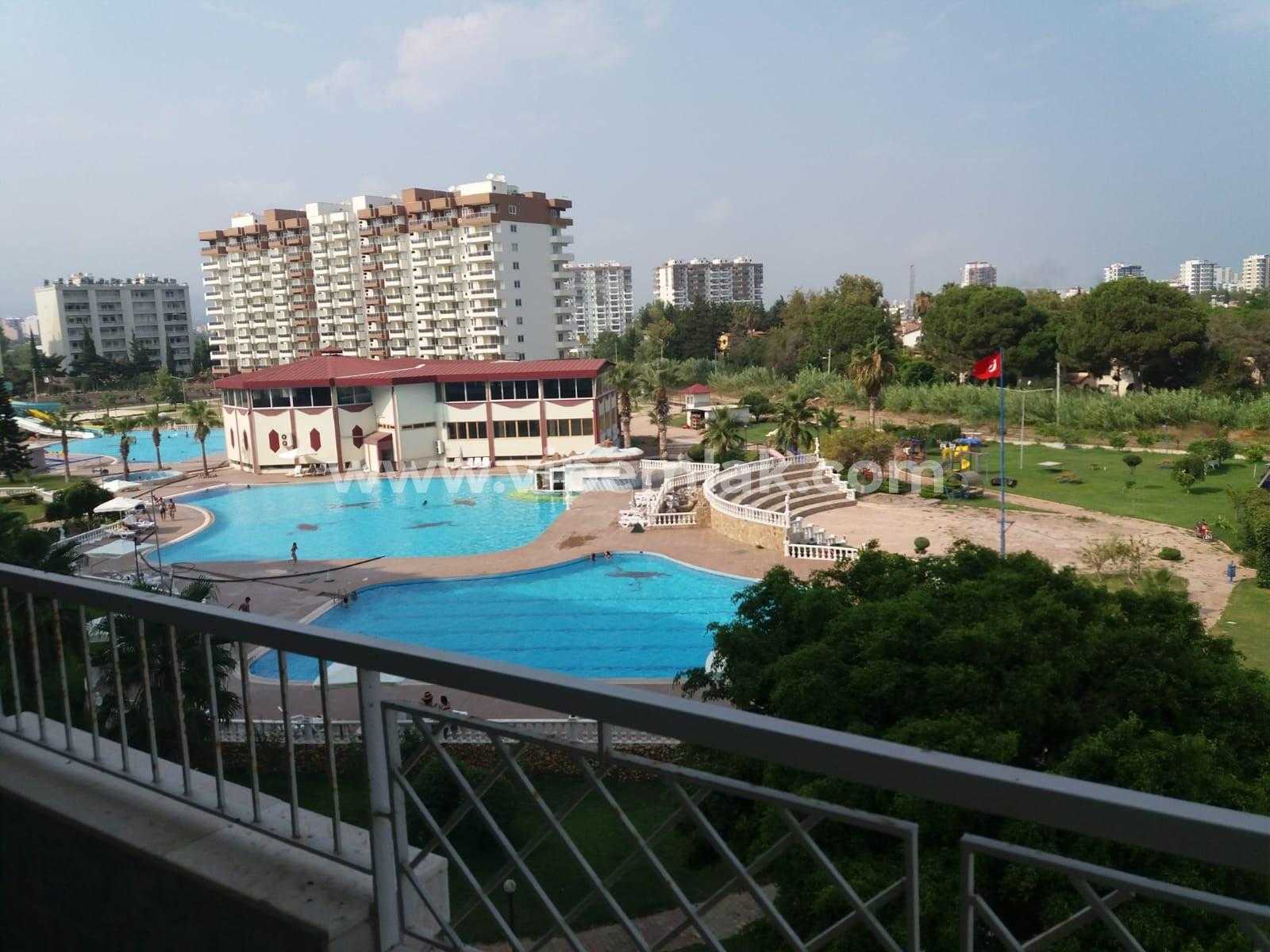 MERSİN KARGIPINARI LİPARİS SUNLİFE SİTESİNDE SATILIK YAZLIK DAİRE