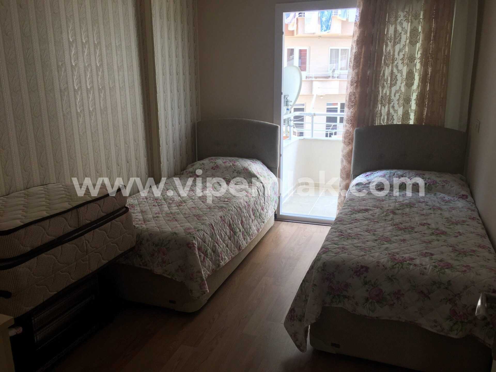 MERSİN TÖMÜK STELLA AQUAPARK  SİTESİNDE SATILIK YAZLIK DAİRE