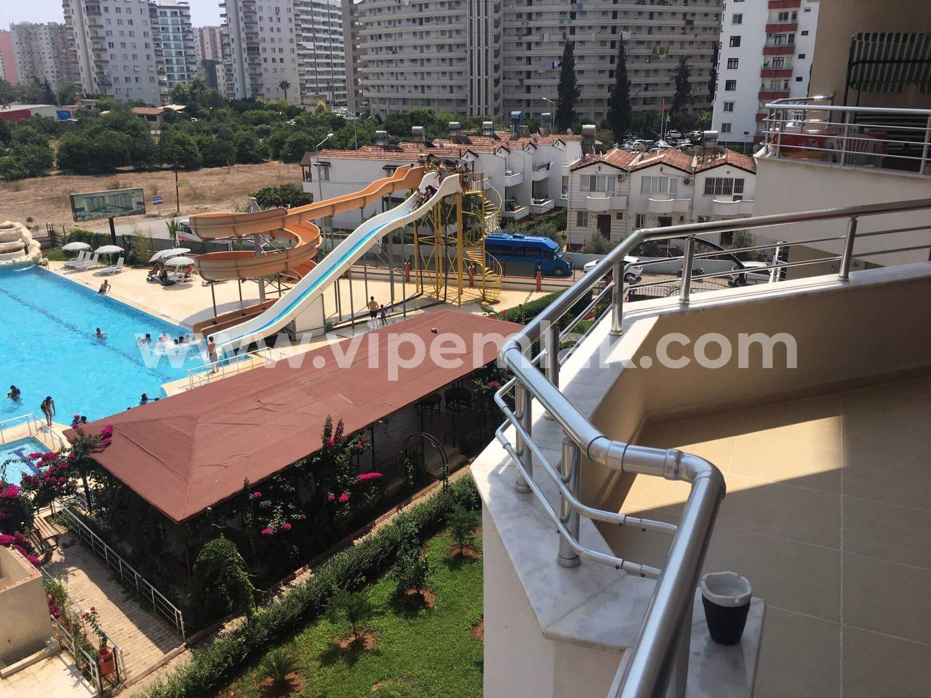 MERSİN TÖMÜK STELLA AQUAPARK  SİTESİNDE SATILIK YAZLIK DAİRE