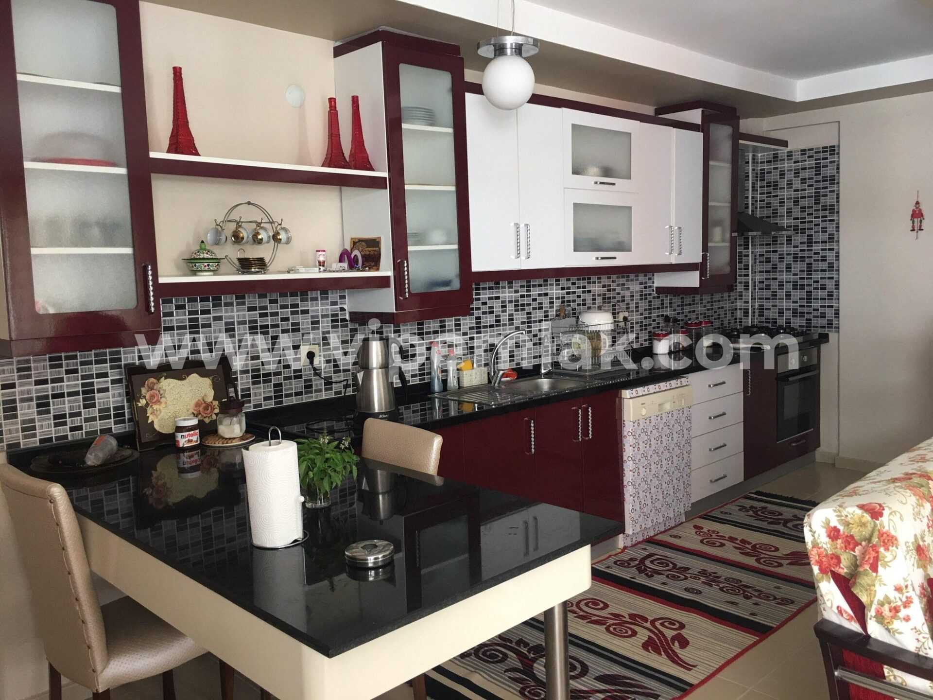 MERSİN TÖMÜK STELLA AQUAPARK  SİTESİNDE SATILIK YAZLIK DAİRE