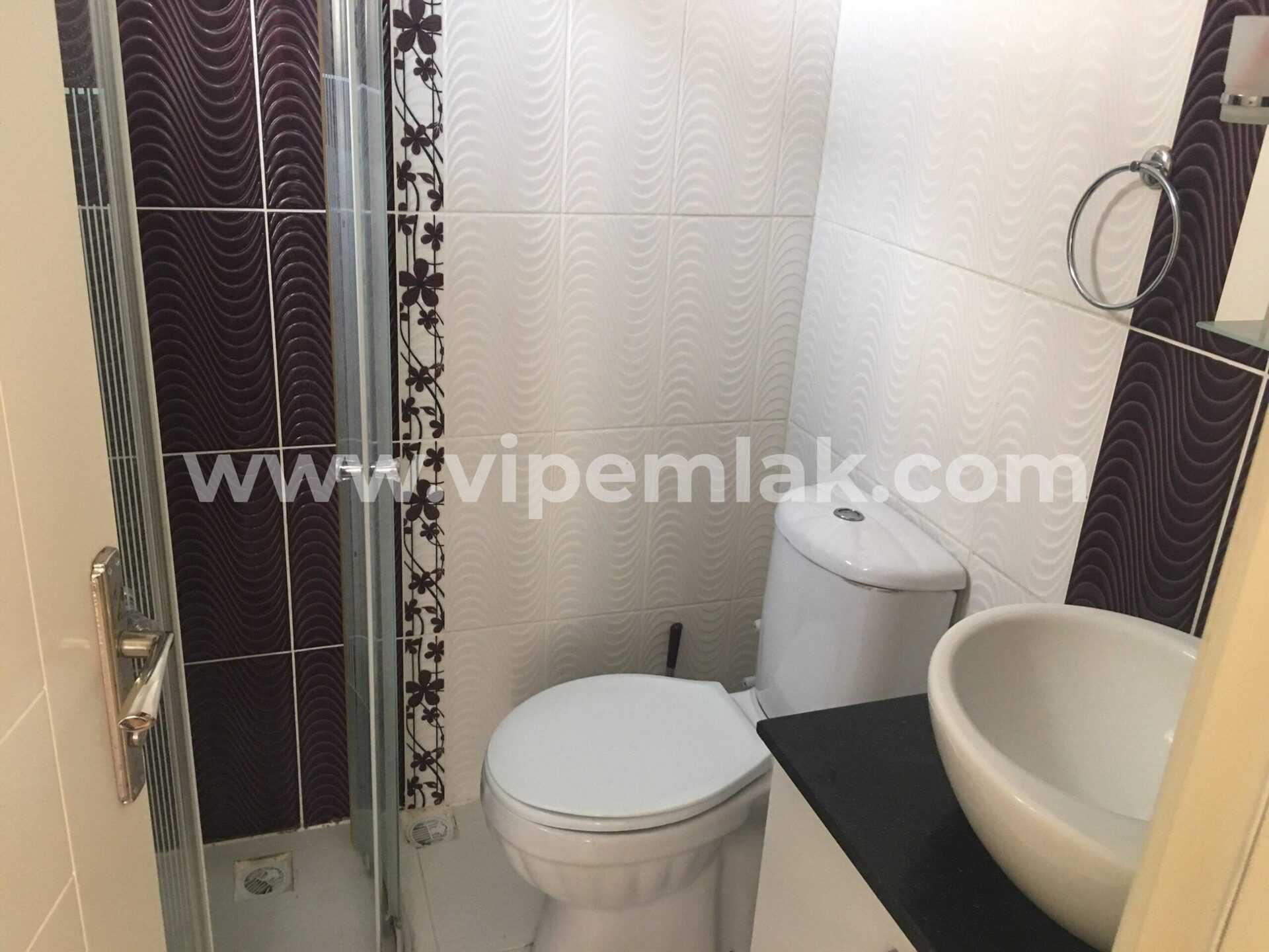 MERSİN TÖMÜK STELLA AQUAPARK  SİTESİNDE SATILIK YAZLIK DAİRE
