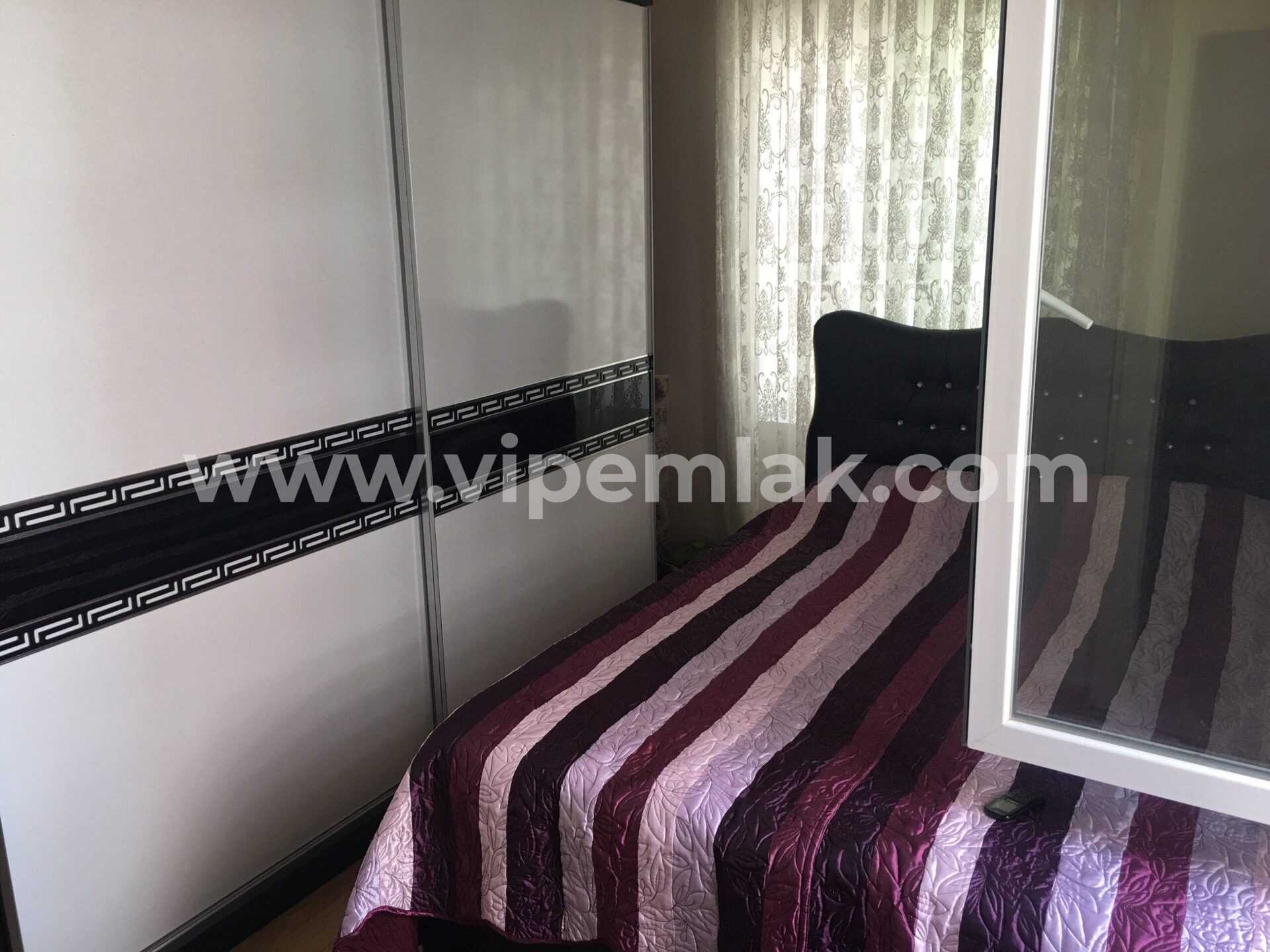 MERSİN TÖMÜK STELLA AQUAPARK  SİTESİNDE SATILIK YAZLIK DAİRE