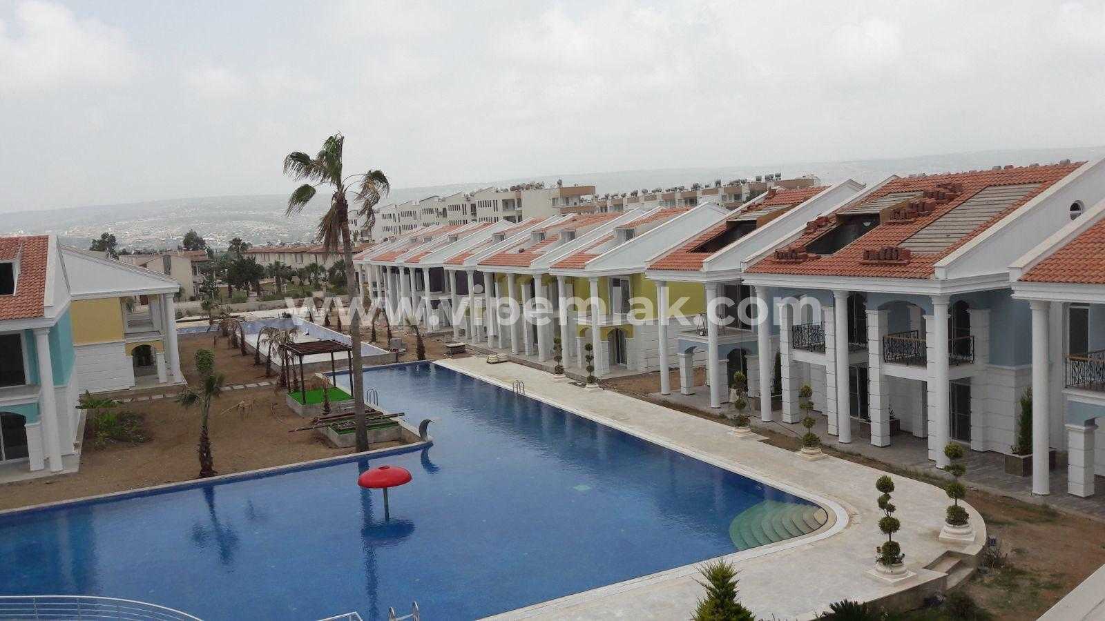 MERSİN SUSANOĞLU MEVKİĞİNDE SATILIK VİLLA