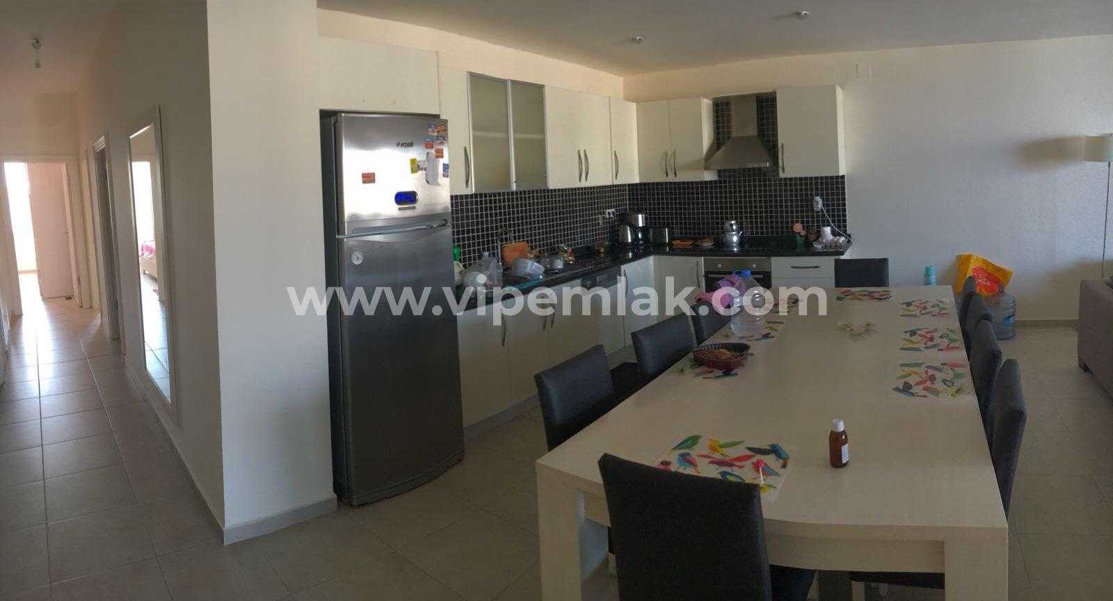 MERSİN KARGIPINARI QUEENABA SİTESİNDE KİRALIK YAZLIK DAİRE