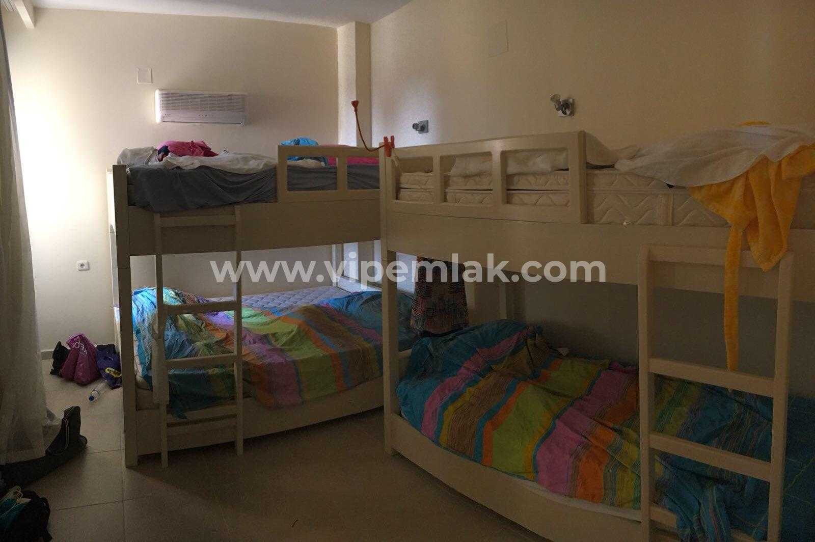 MERSİN KARGIPINARI QUEENABA SİTESİNDE KİRALIK YAZLIK DAİRE