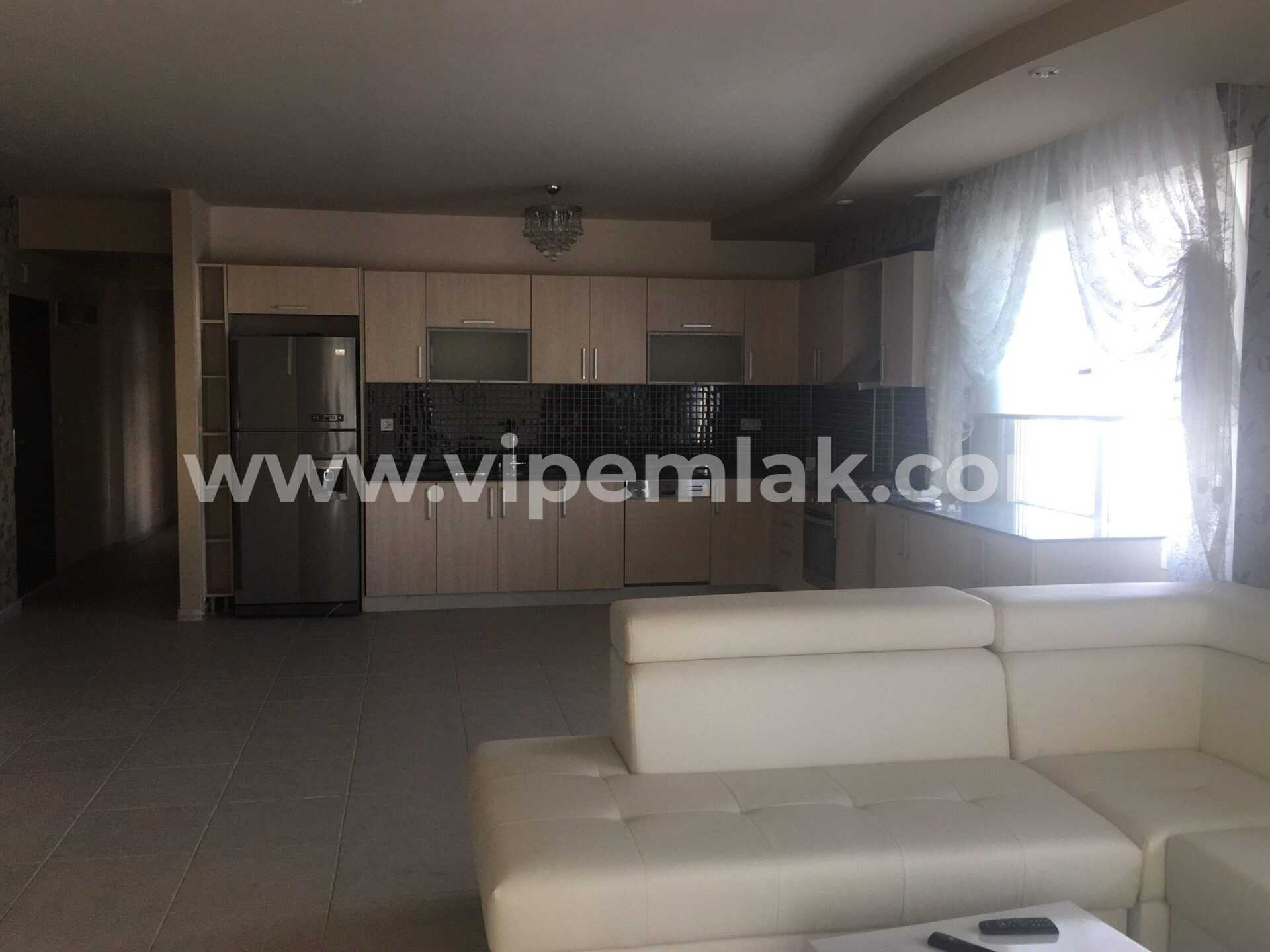 MERSİN ÇEŞMELİ LİPARİS 5 SİTESİNDE EŞYALI SATILIK YAZLIK DAİRE