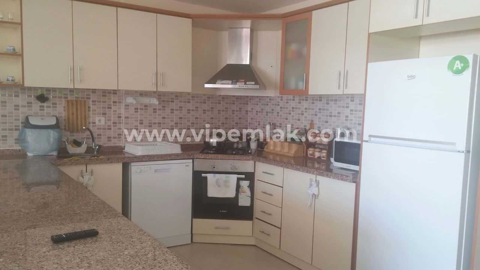 MERSİN TÖMÜK DOĞAN AQUAPARK SİTESİNDE KİRALIK YAZLIK