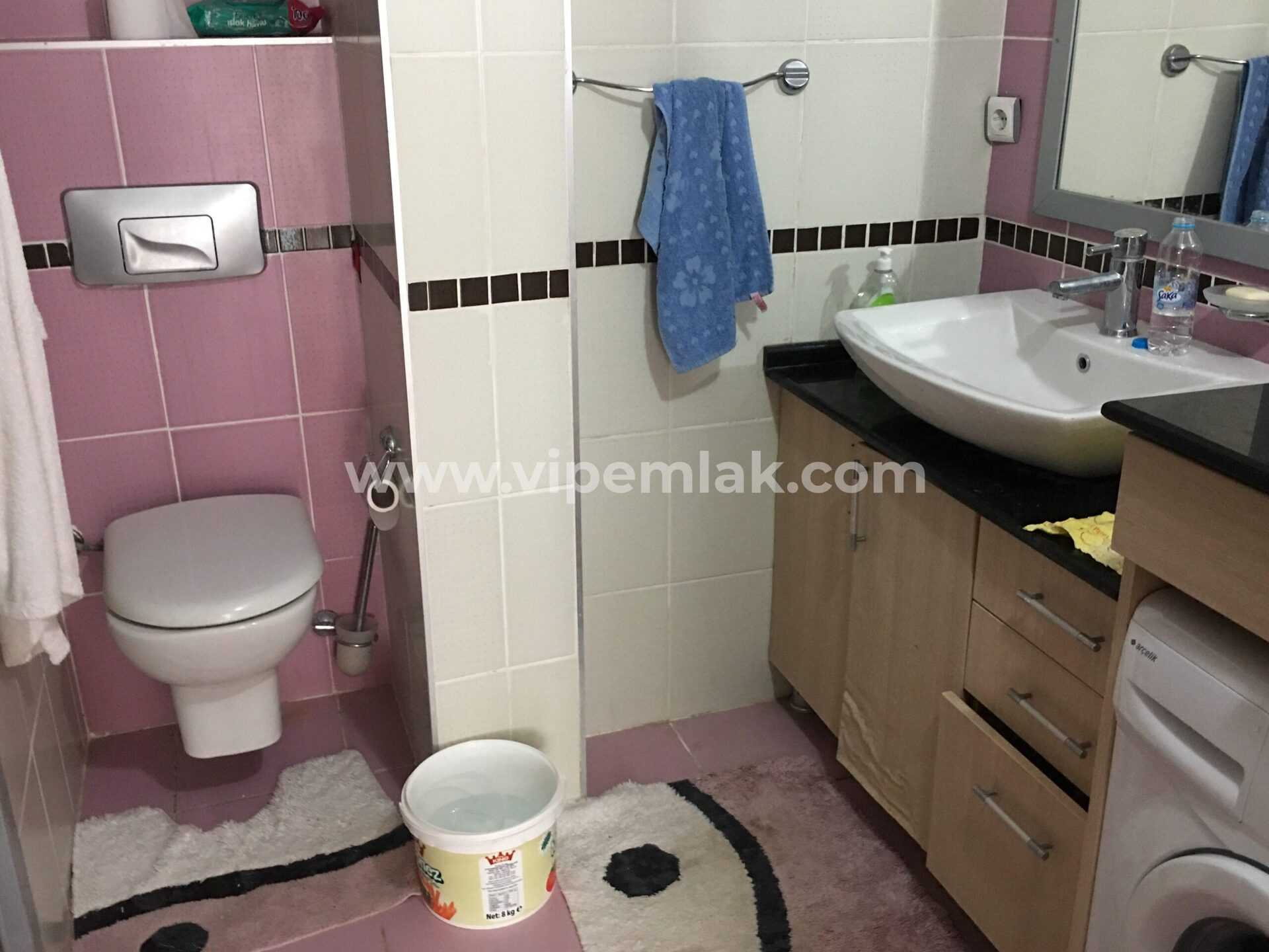 MERSİN ARPAÇBAHŞİŞ FLAMİNGO 1 SİTESİNDE SATILIK EŞYALI YAZLIK DAİRE