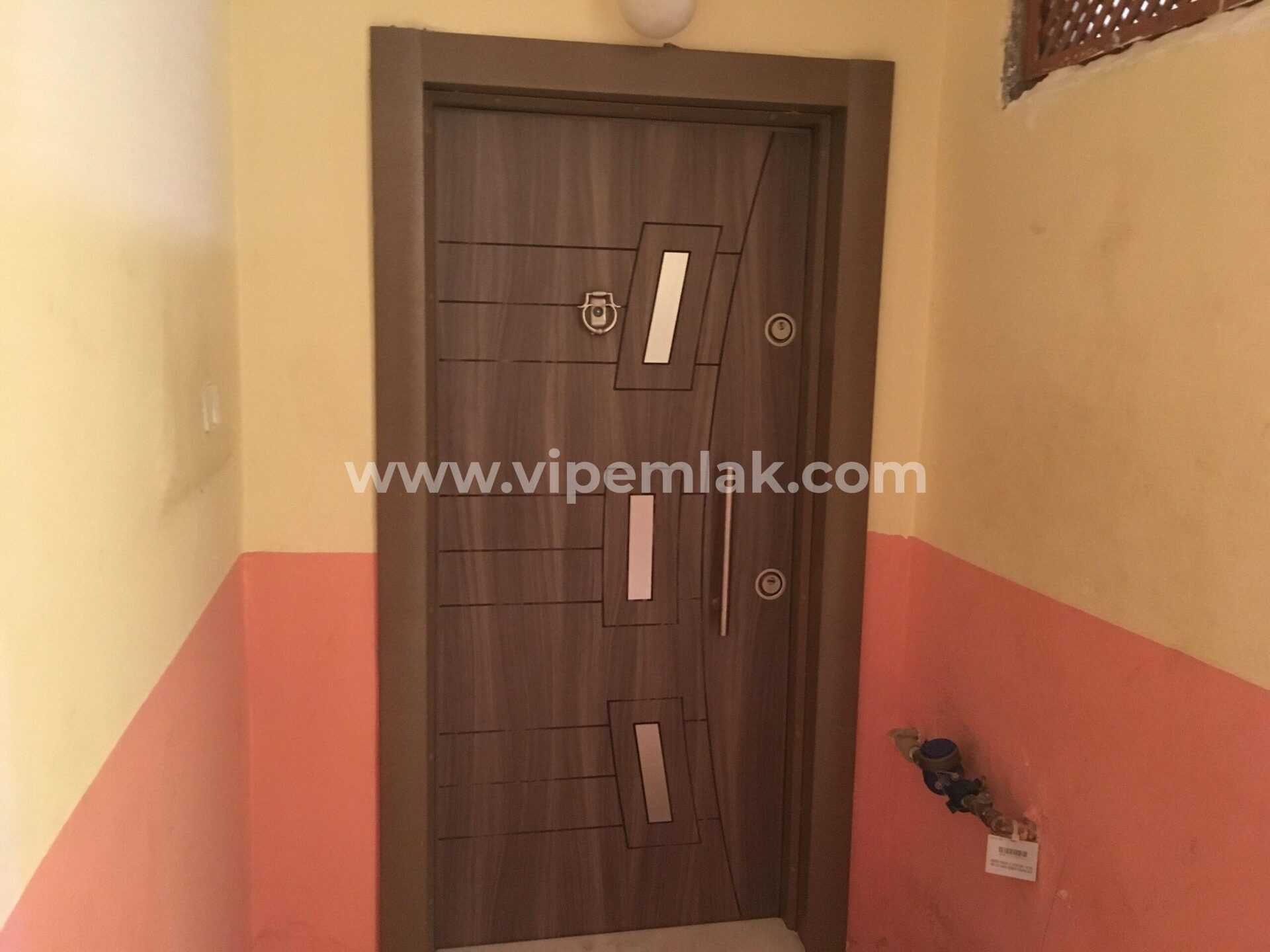 ERDEMLİ’DE İÇİ YAPILI BAKIMLI SATILIK UYGUN FİYATTA DAİRE