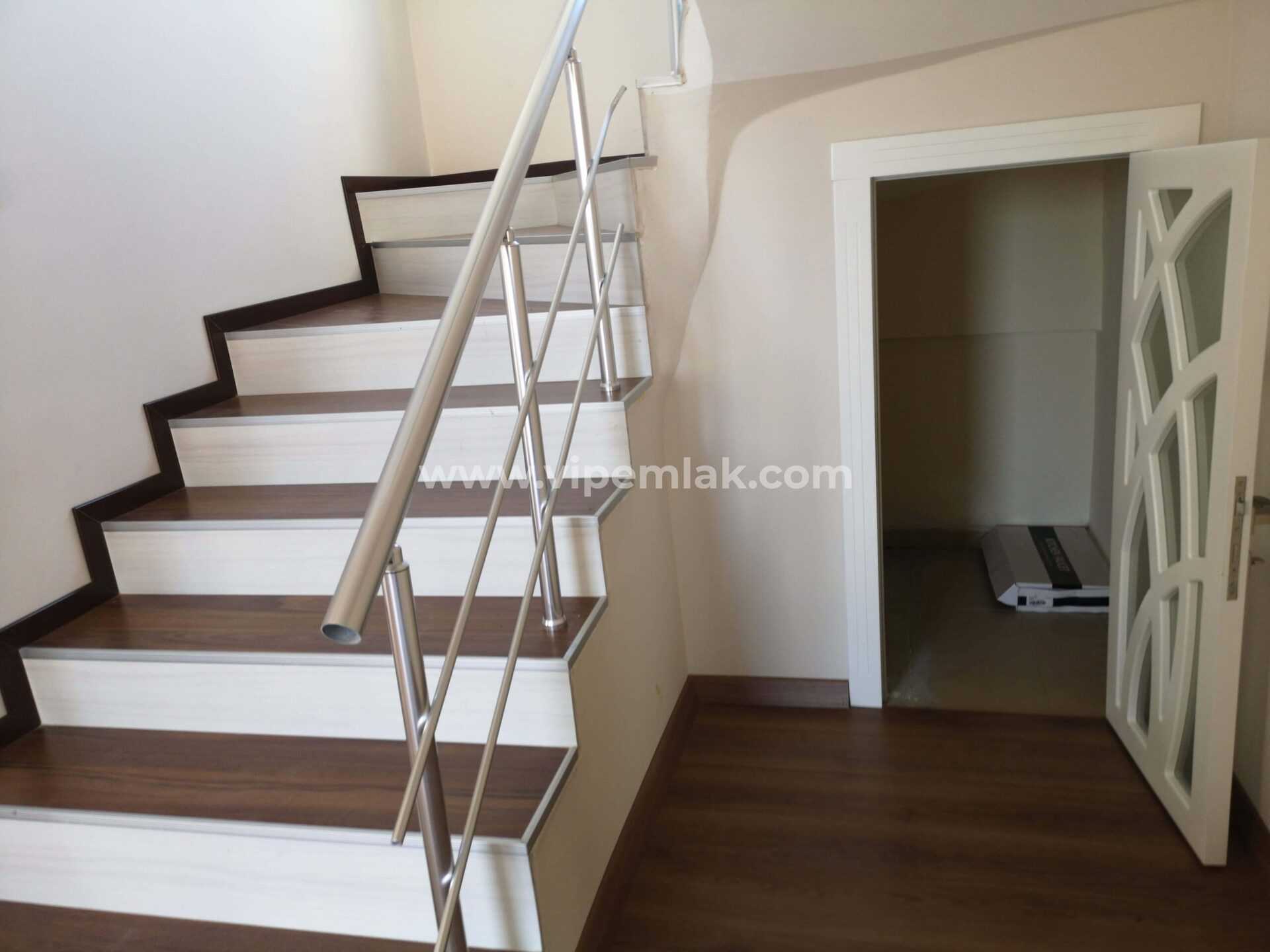 ERDEMLİ ALACAÖREN VİLLALARINDA SATILIK TRİPLEX