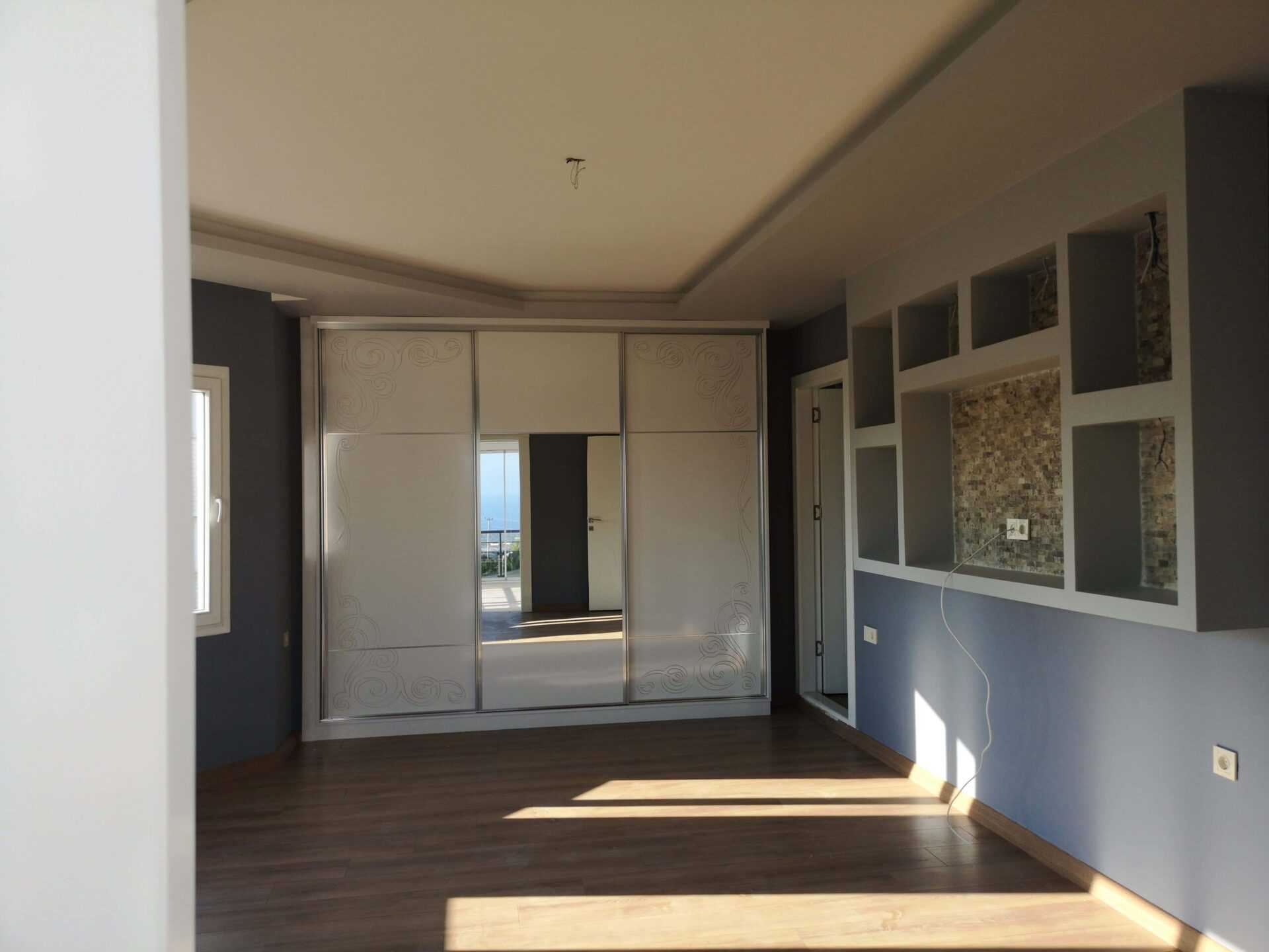ERDEMLİ ALACAÖREN VİLLALARINDA SATILIK TRİPLEX