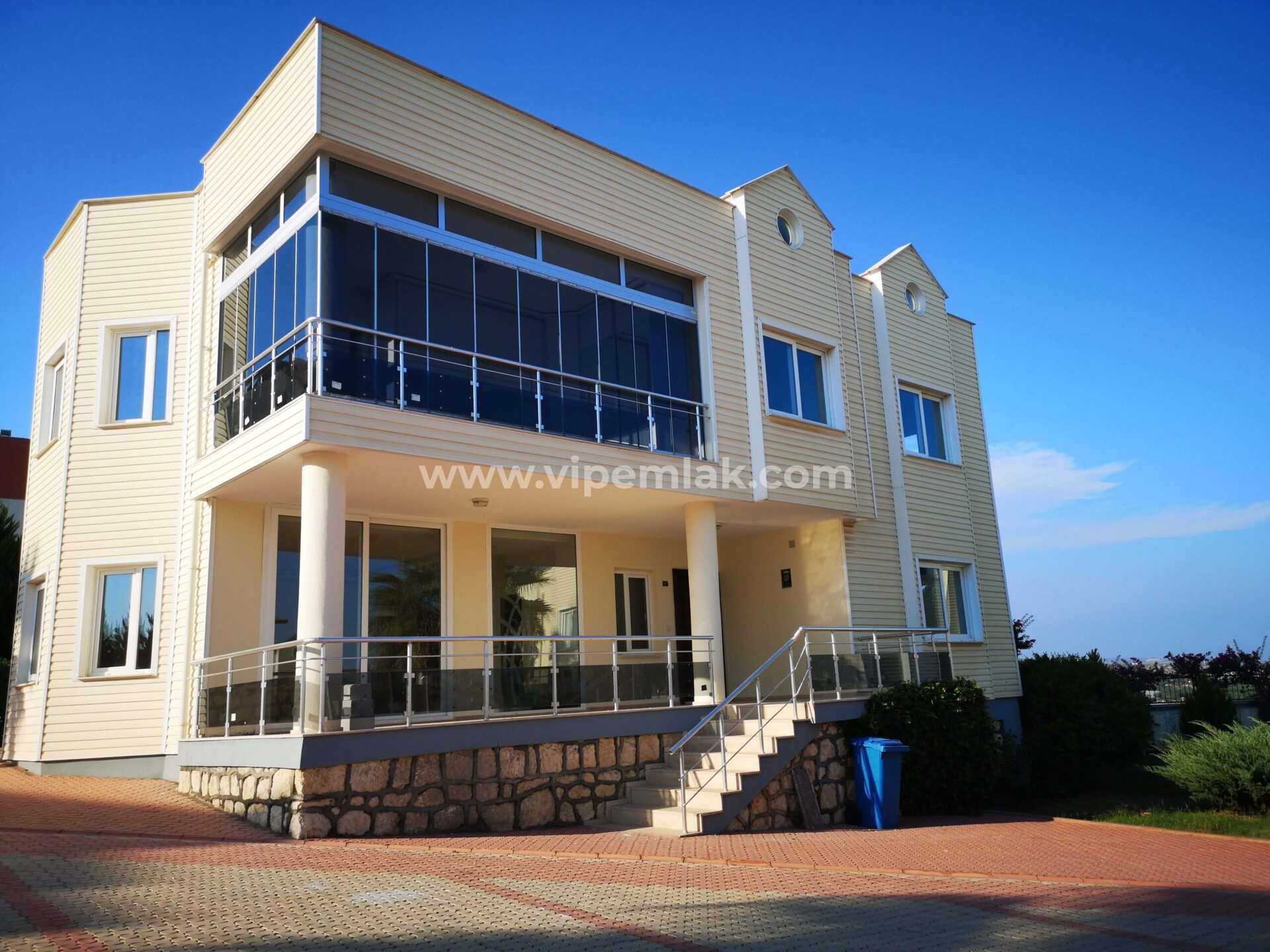 ERDEMLİ ALACAÖREN VİLLALARINDA SATILIK TRİPLEX