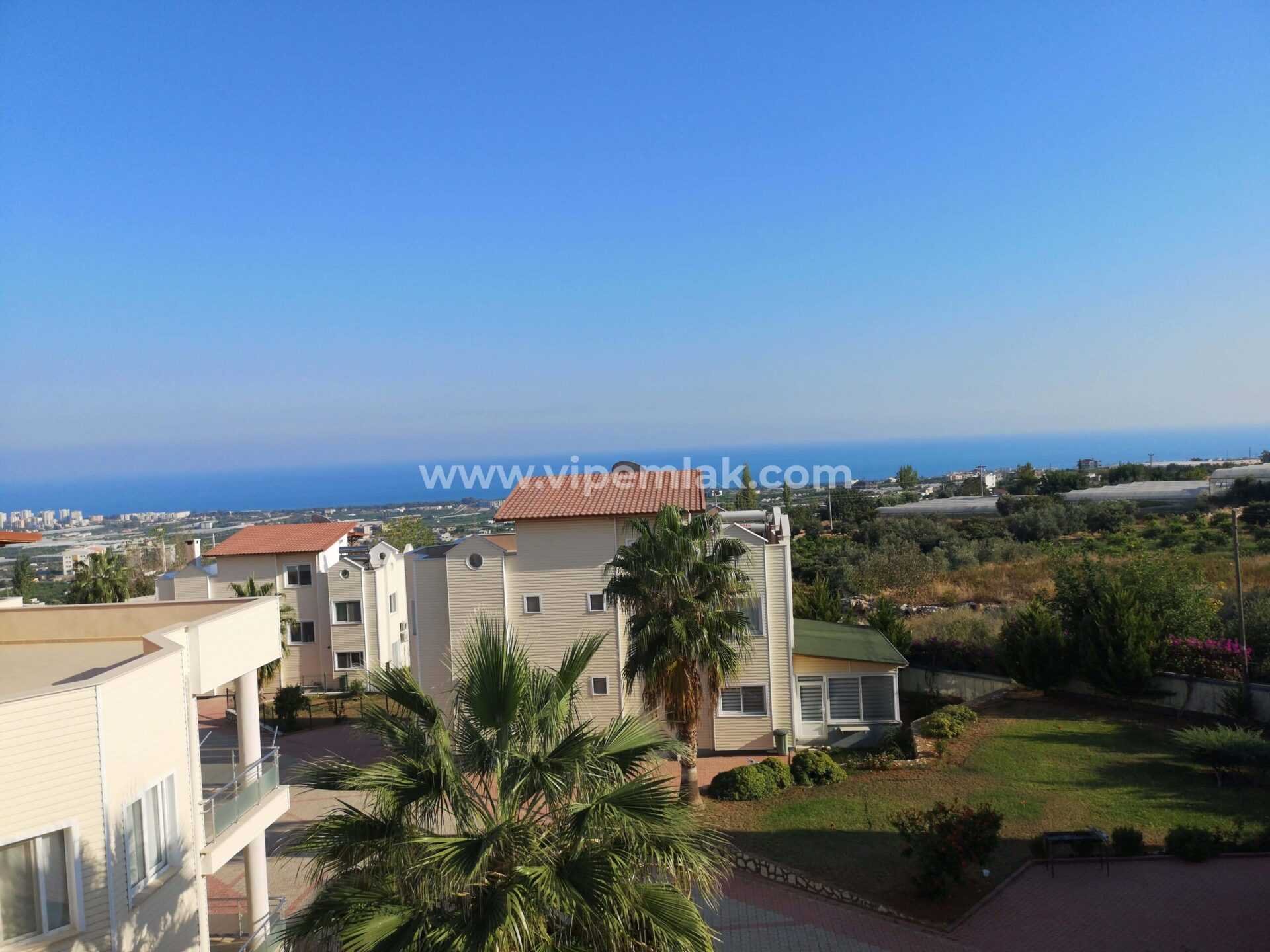 ERDEMLİ ALACAÖREN VİLLALARINDA SATILIK TRİPLEX