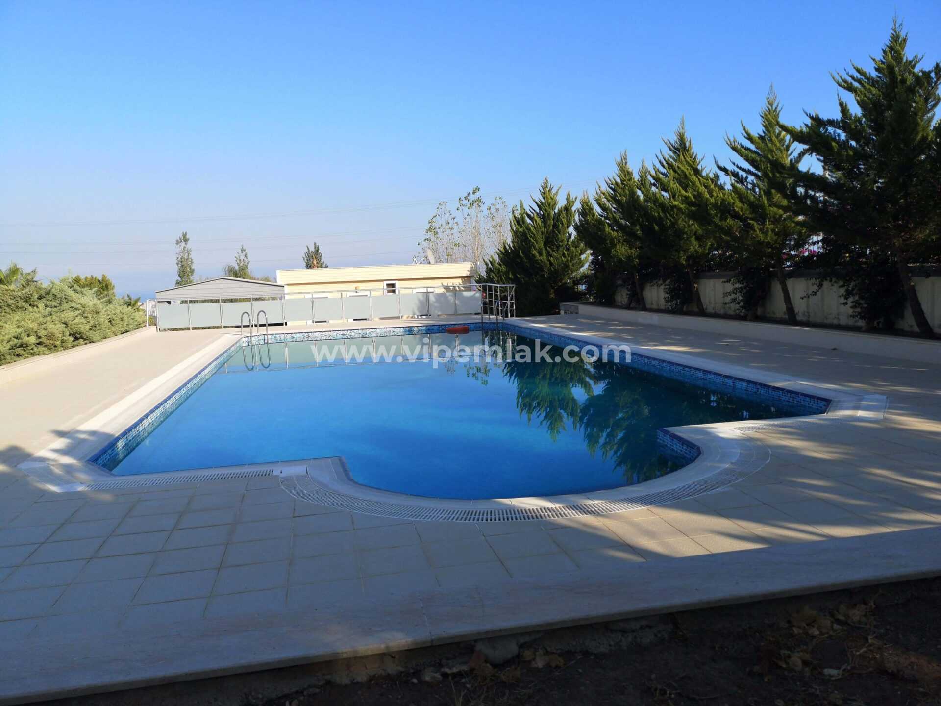 ERDEMLİ ALACAÖREN VİLLALARINDA SATILIK TRİPLEX