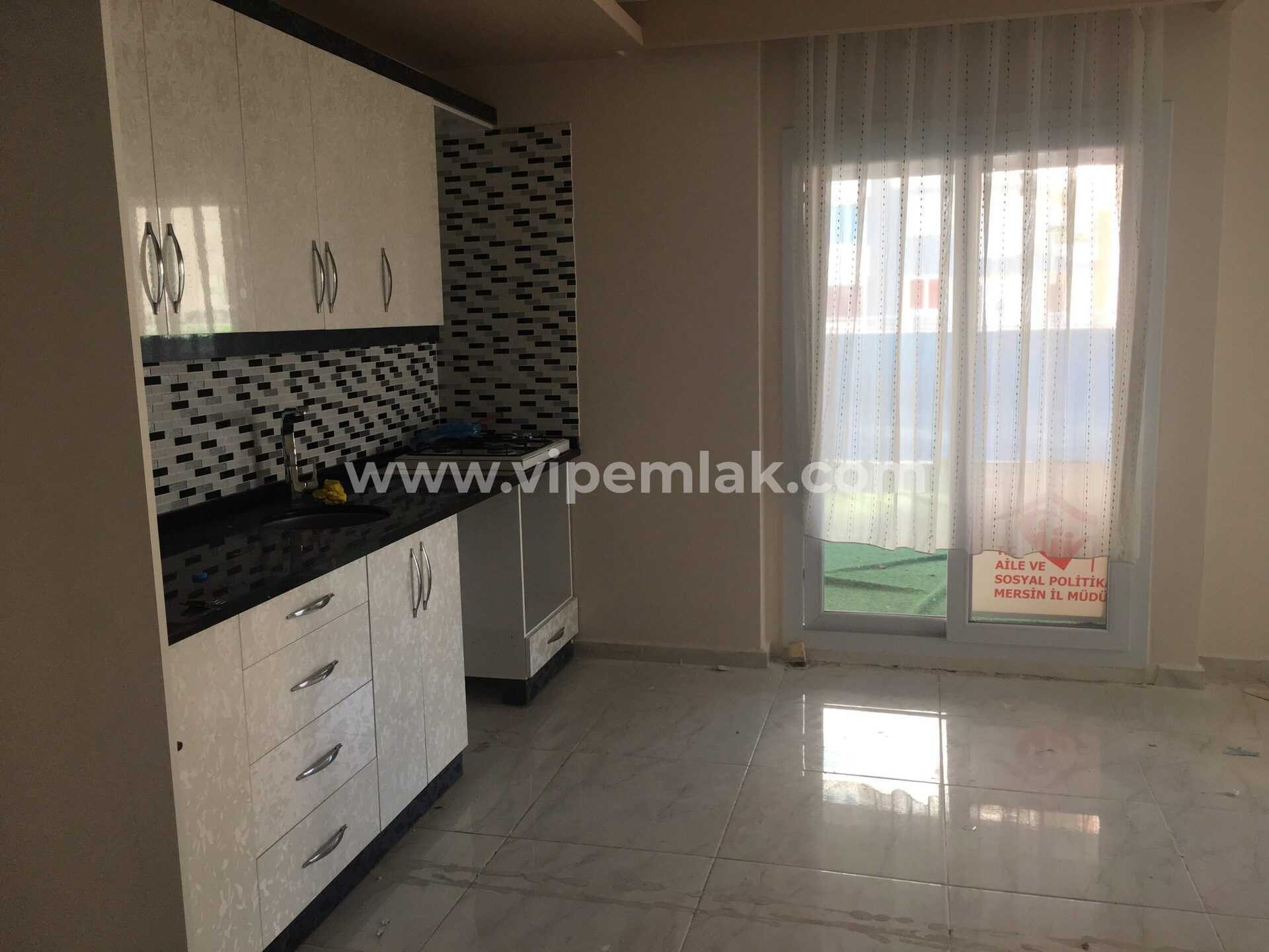 ERDEMLİ COŞKUN PLAZA DA SATILIK DAİRE