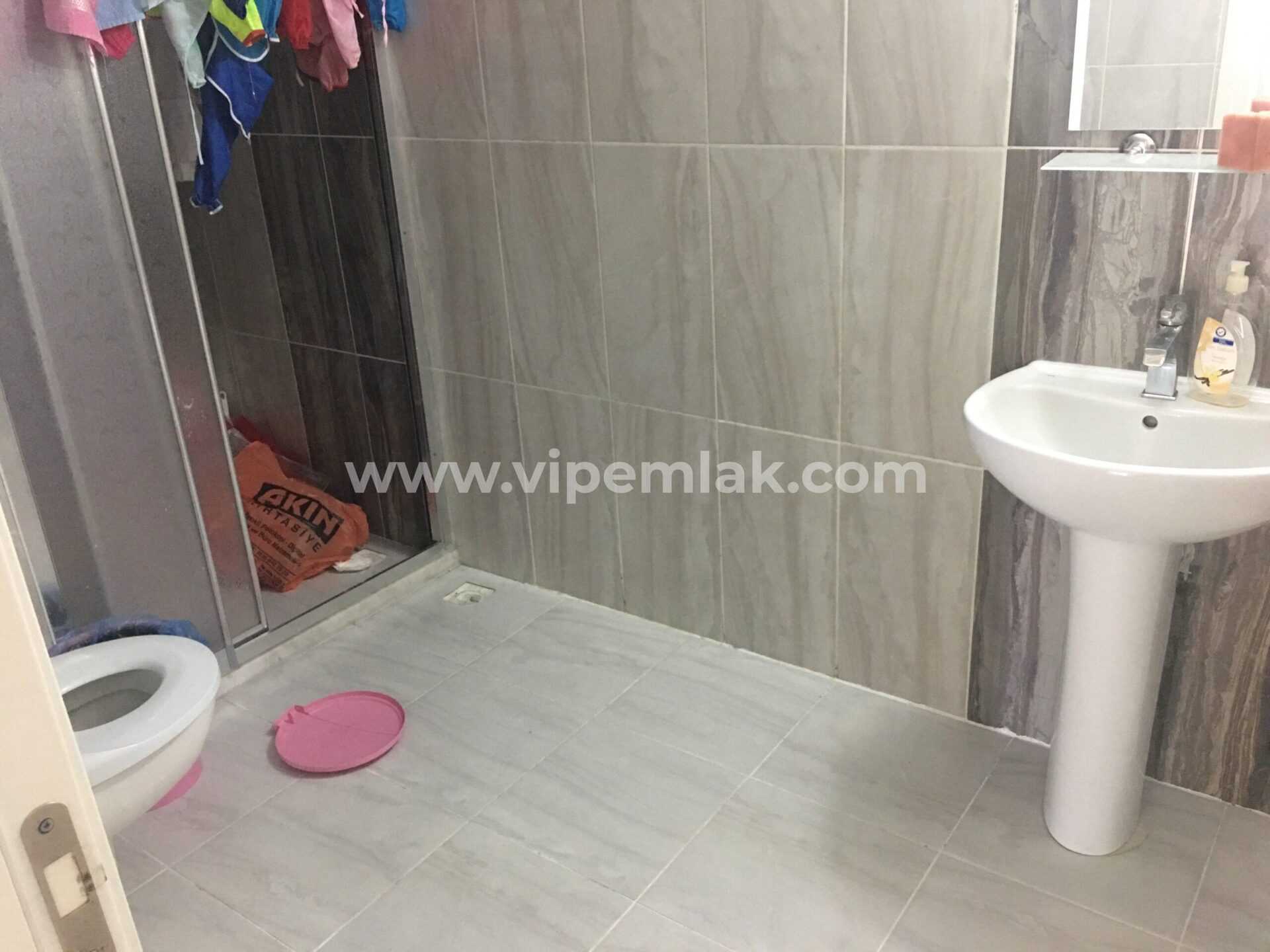 ERDEMLİ COŞKUN PLAZA DA SATILIK DAİRE