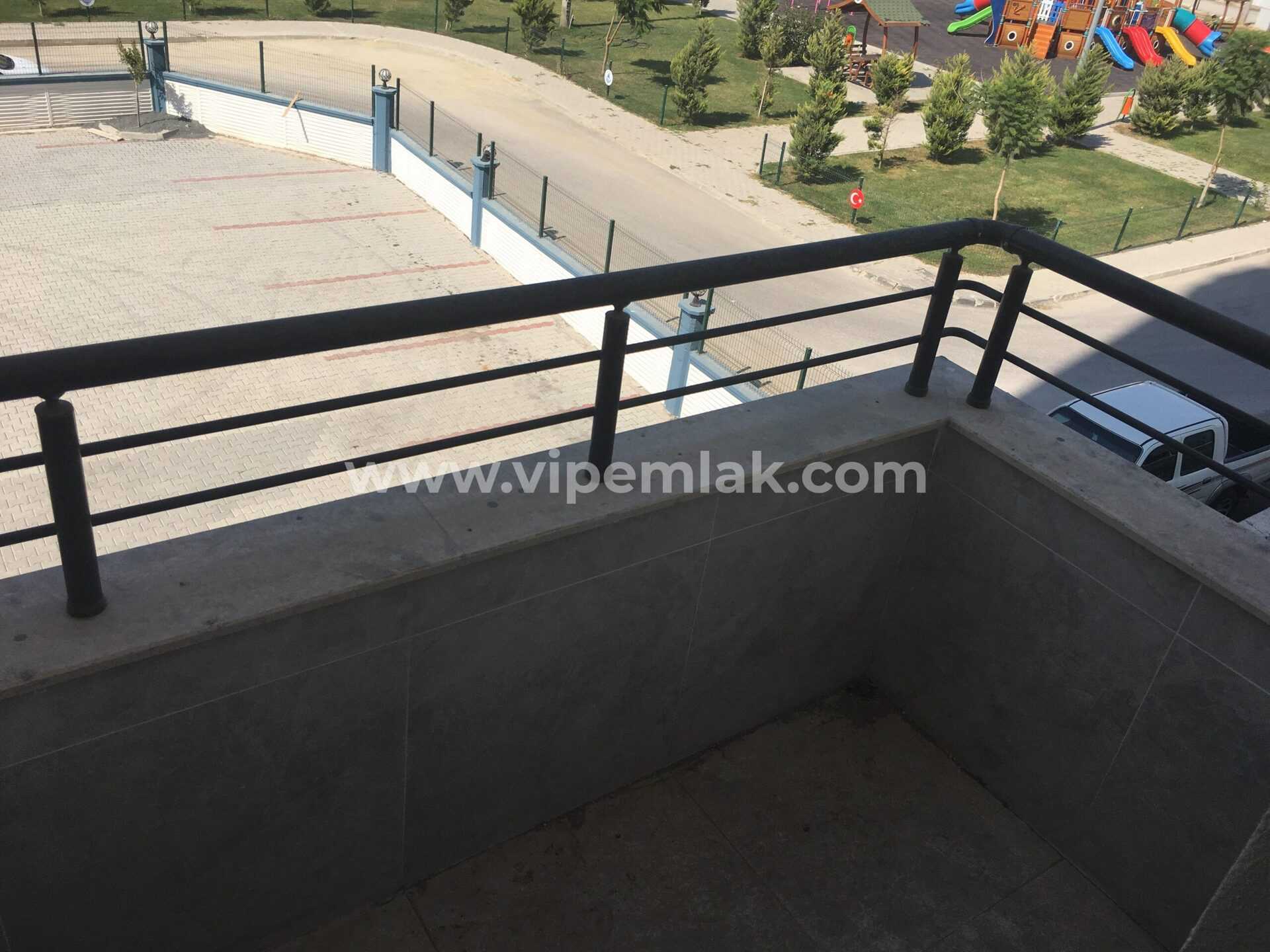 ERDEMLİ TAPU CADDESİNDE SATILIK SIFIR LÜX DAİRE