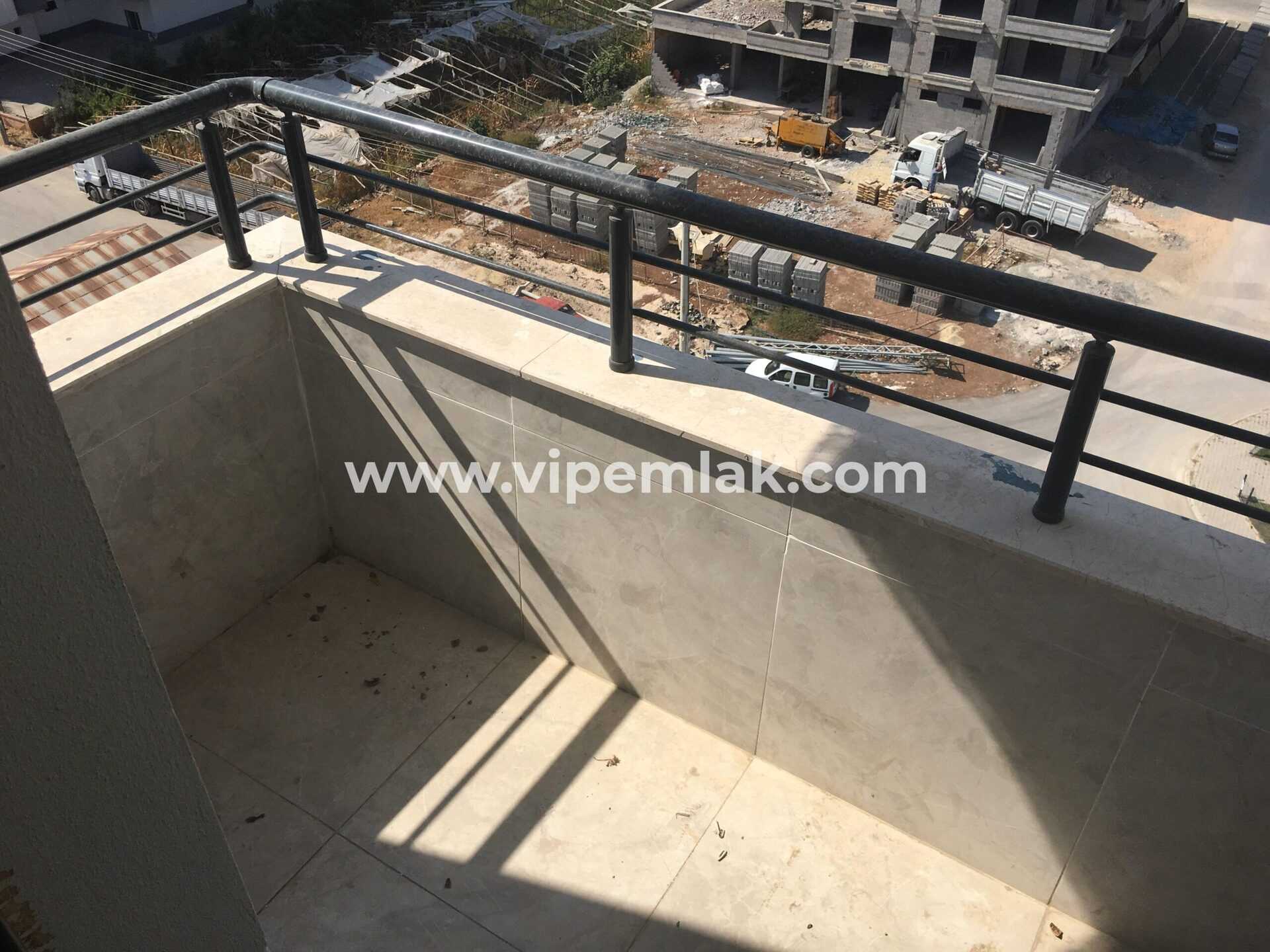 ERDEMLİ TAPU CADDESİ CİVARINDA SATILIK SIFIR LÜX DAİRE