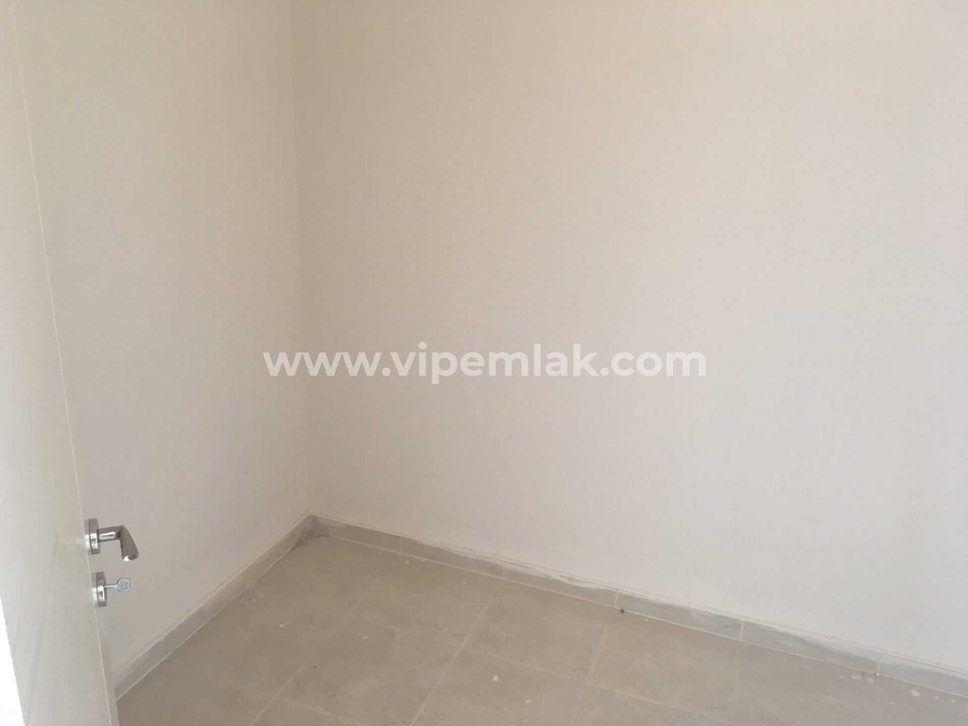 ERDEMLİ ÇEVREYOLU’NDA SATILIK SIFIR DAİRE
