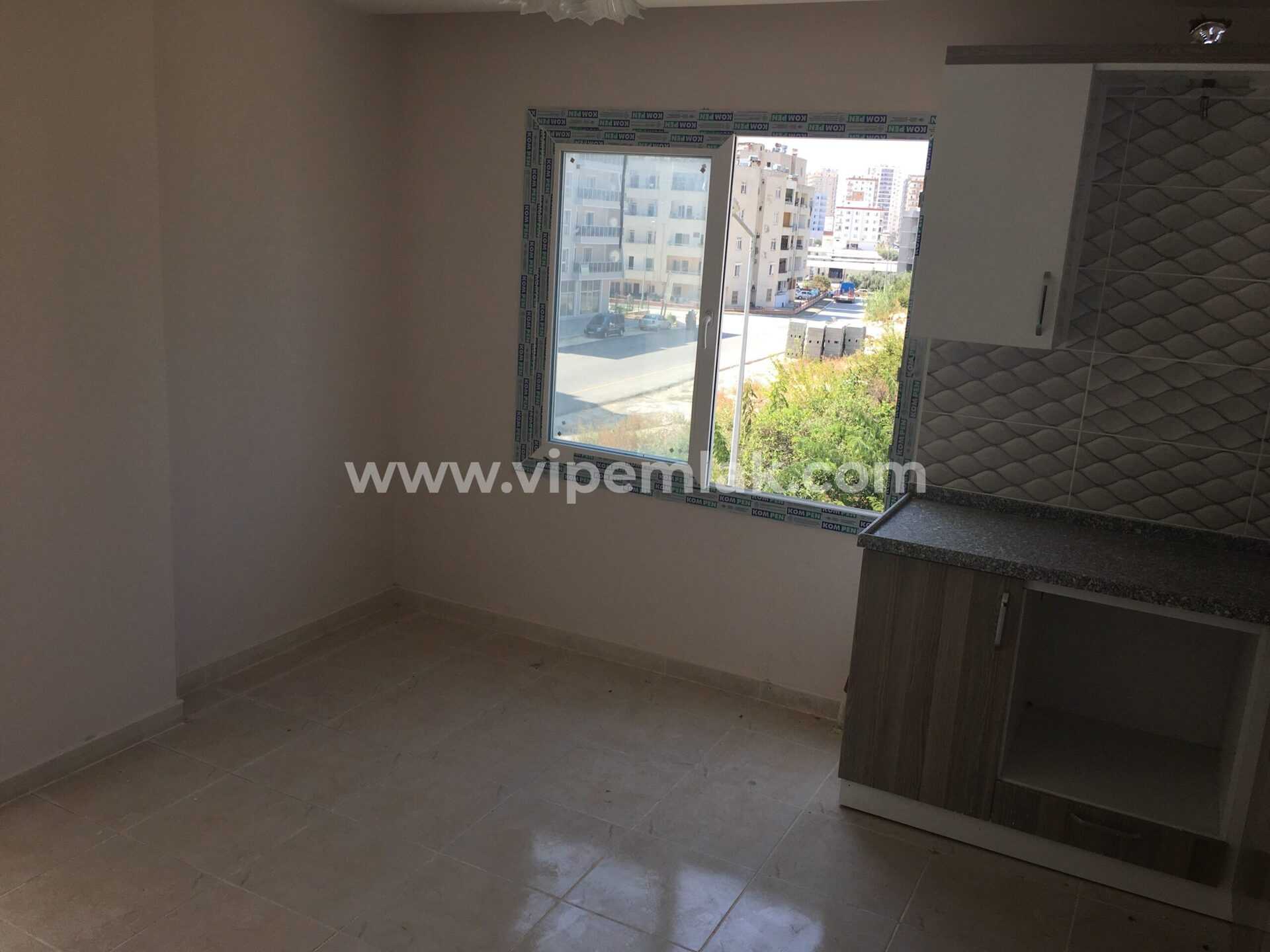 ERDEMLİ ÇEVREYOLU’NDA SATILIK ARAKAT SIFIR DAİRE