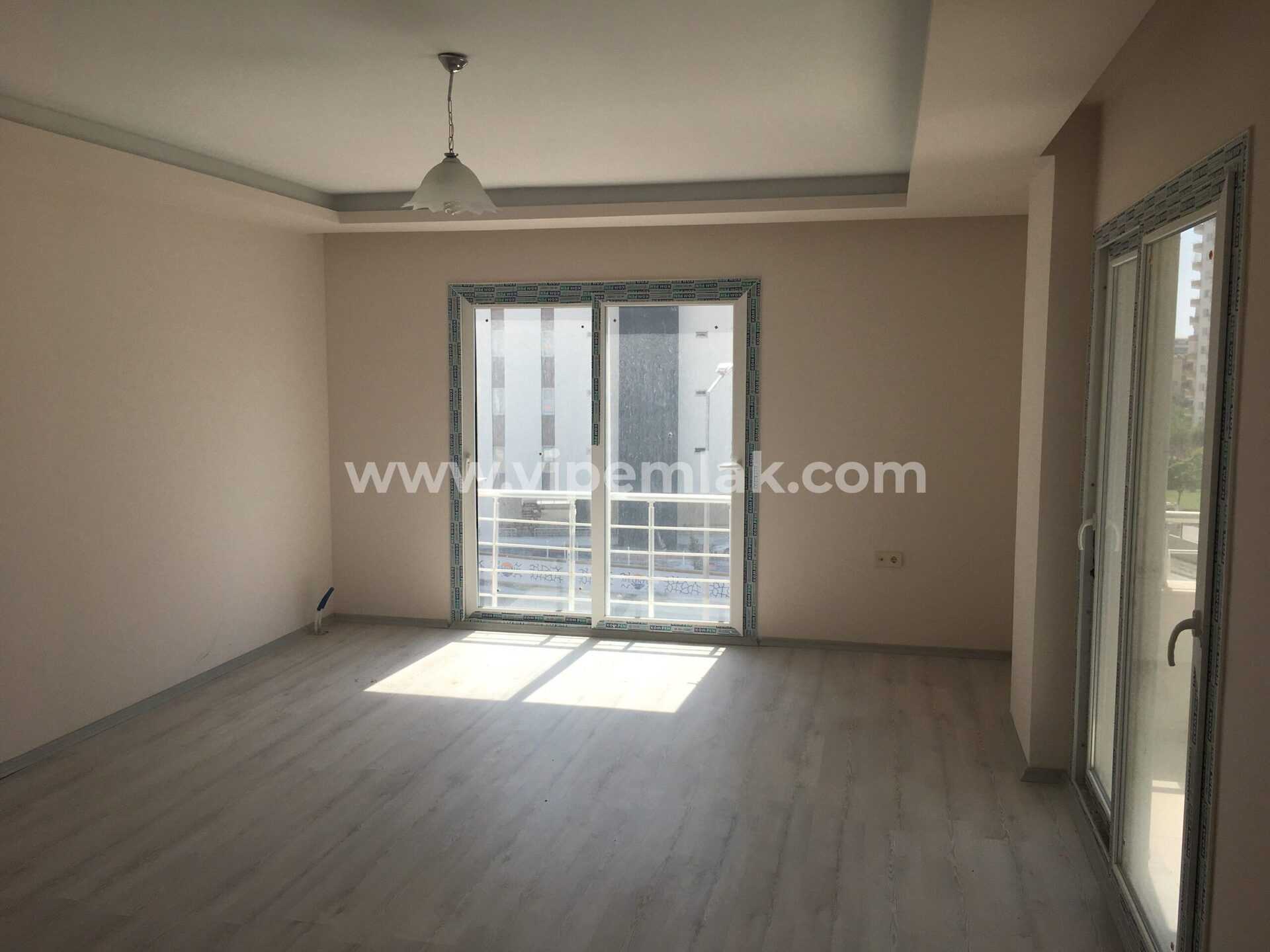 ERDEMLİ ÇEVREYOLU’NDA SATILIK ARAKAT SIFIR DAİRE