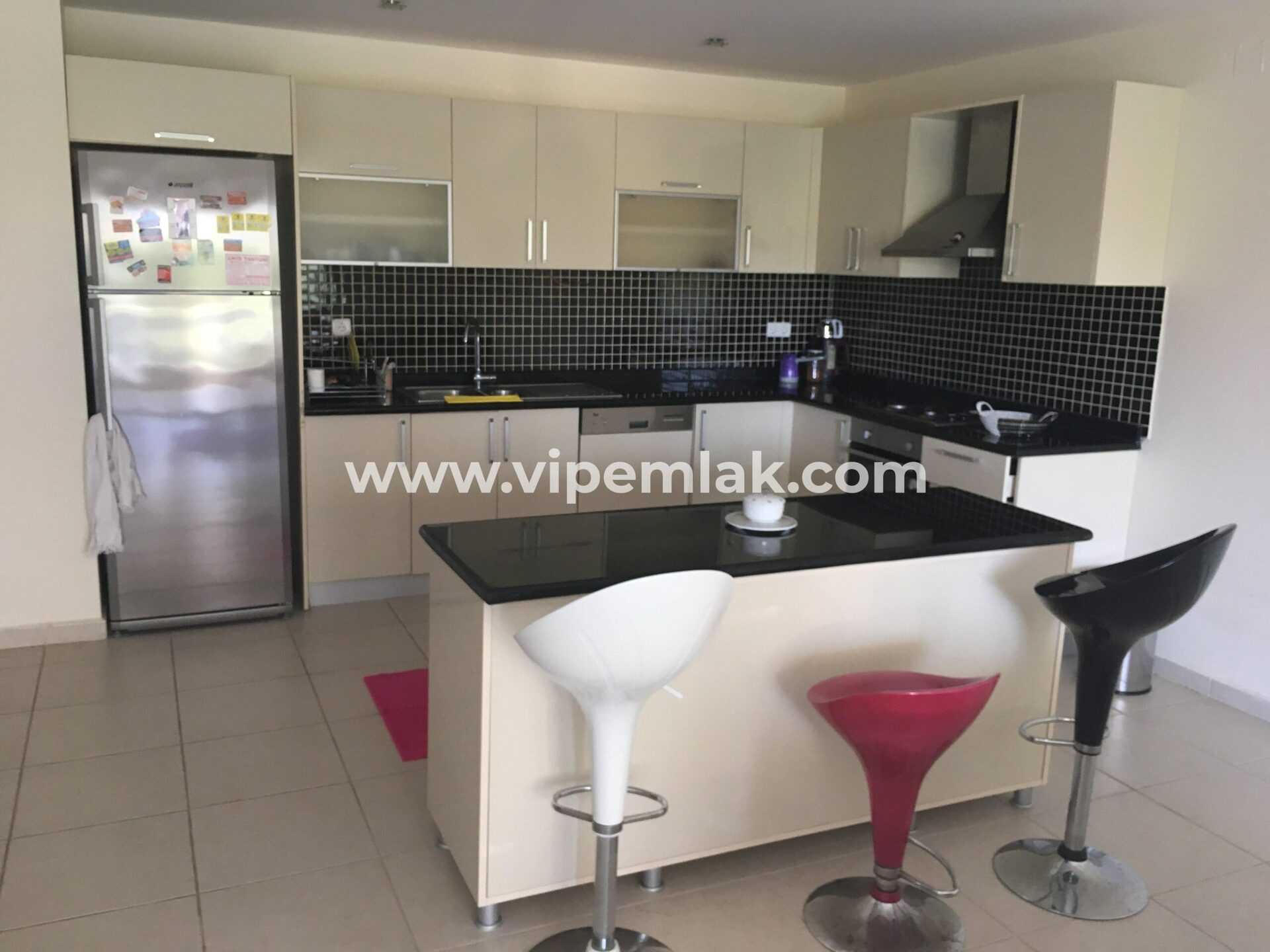 ERDEMLİ KARGIPINARI QUEENABA TATİL SİTESİNDE SATILIK YAZLIK DAİRE