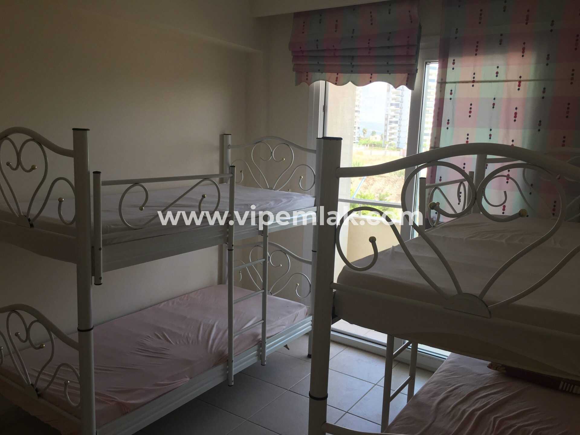 ERDEMLİ KARGIPINARI QUEENABA TATİL SİTESİNDE SATILIK YAZLIK DAİRE
