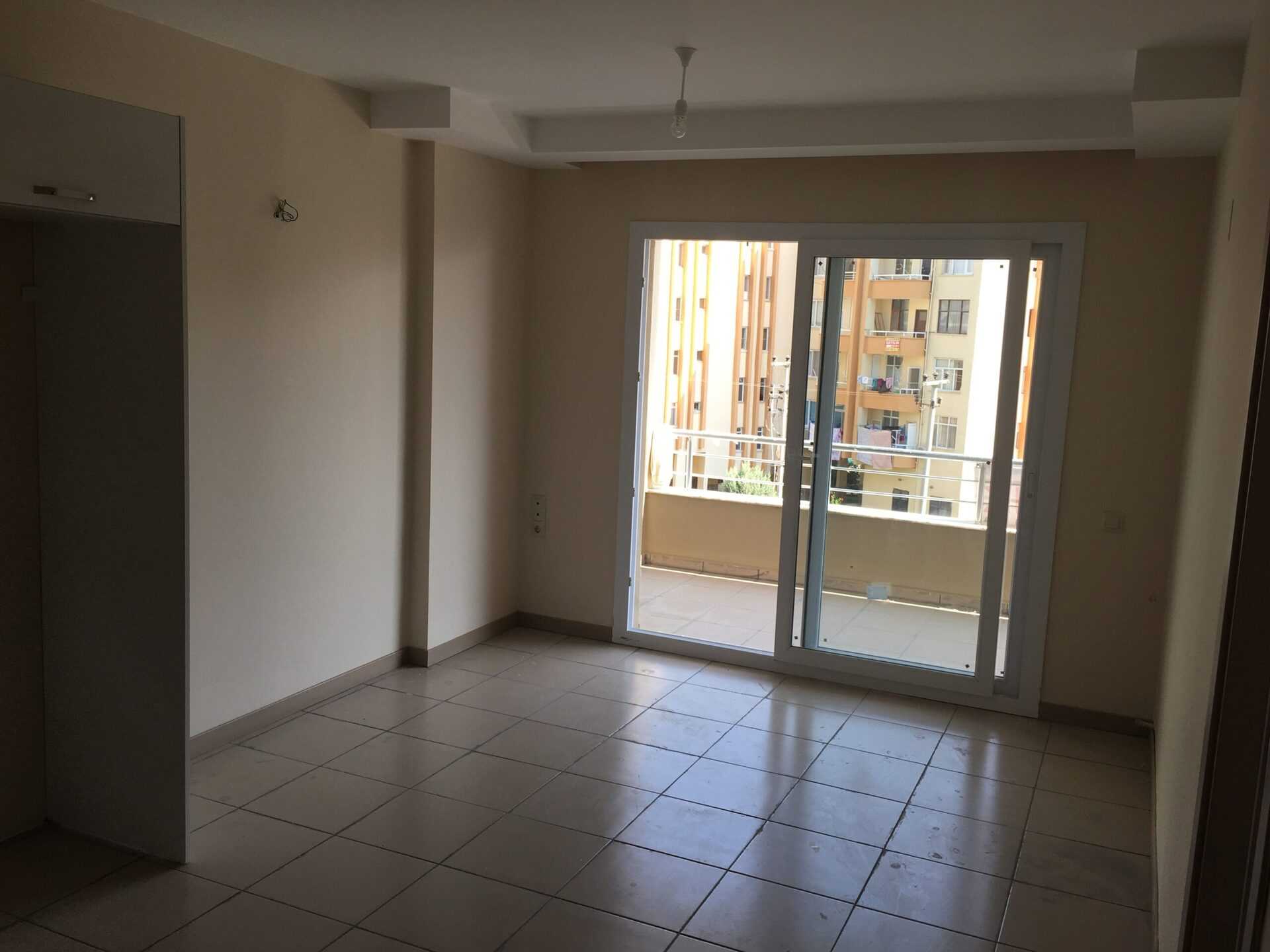 ERDEMLİ TÖMÜK BASRİKIŞ SİTESİNDE SATILIK YAZLIK DAİRE
