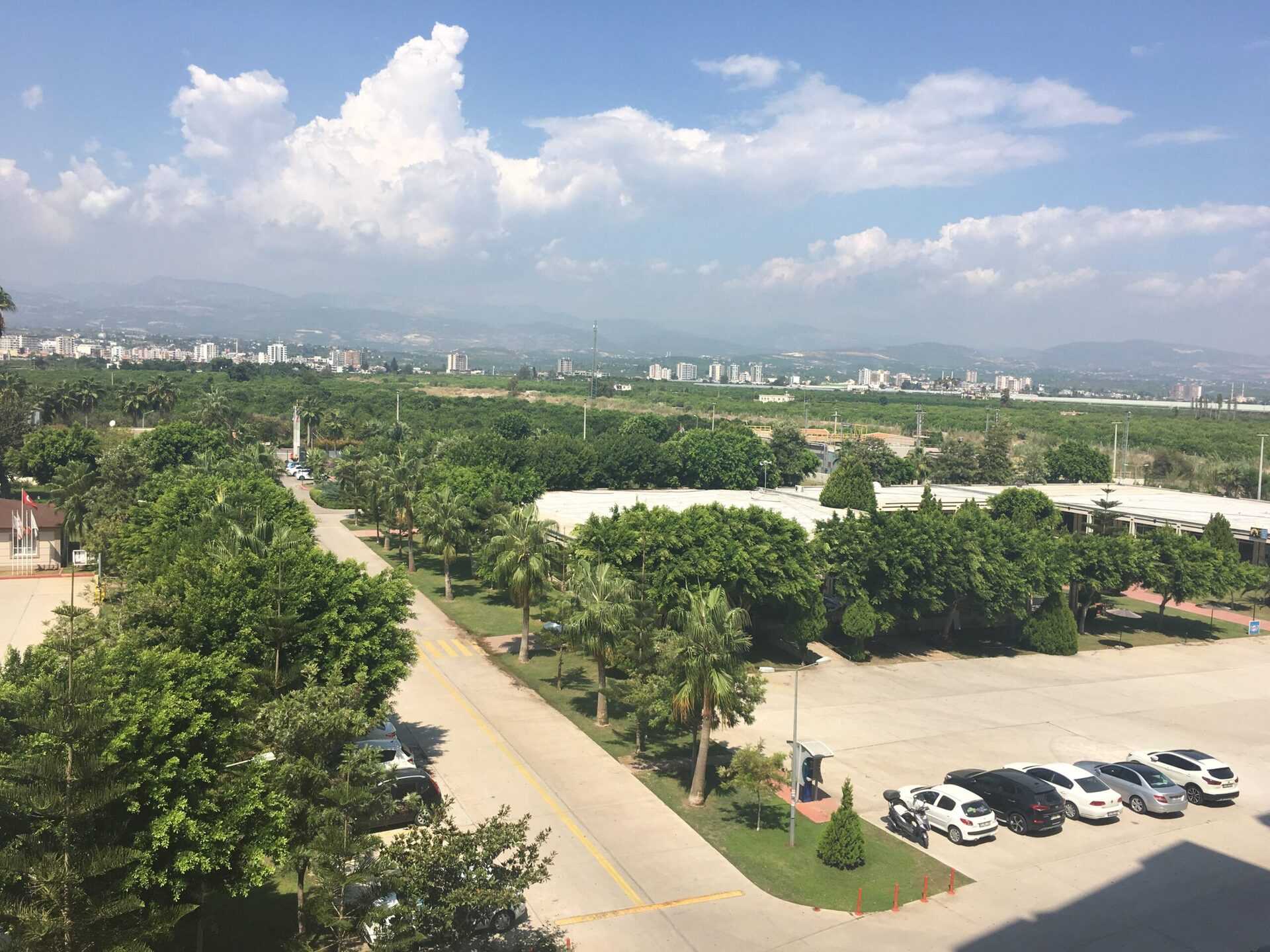 MERSİN KARGIPINARI QUEENABA SİTESİNDE SATILIK LÜX YAZLIK DAİRE
