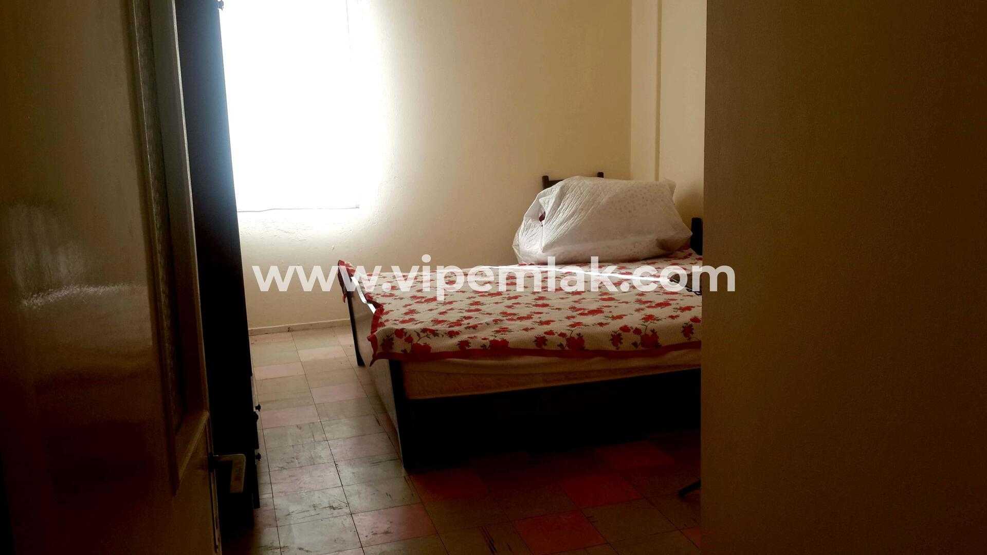ERAS SİTESİ HAVUZLU DENİZE 100 M EŞYALI SATILIK 2+1 DAİRE