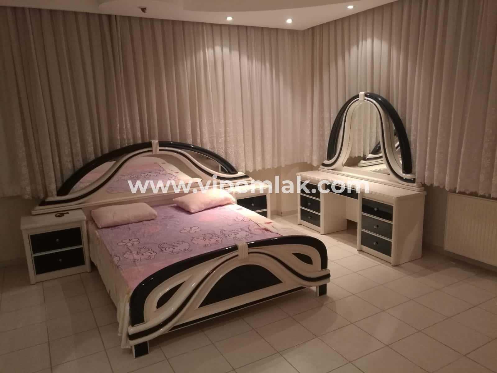 TÖMÜK FLAMİNGO 4 EŞYALI SATILIK 4+1 DAİRE