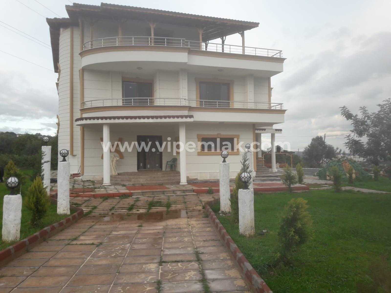 MERSİN NARLIKUYU DA SATILIK DENİZ MANZARALI 6+2 MALİKANE