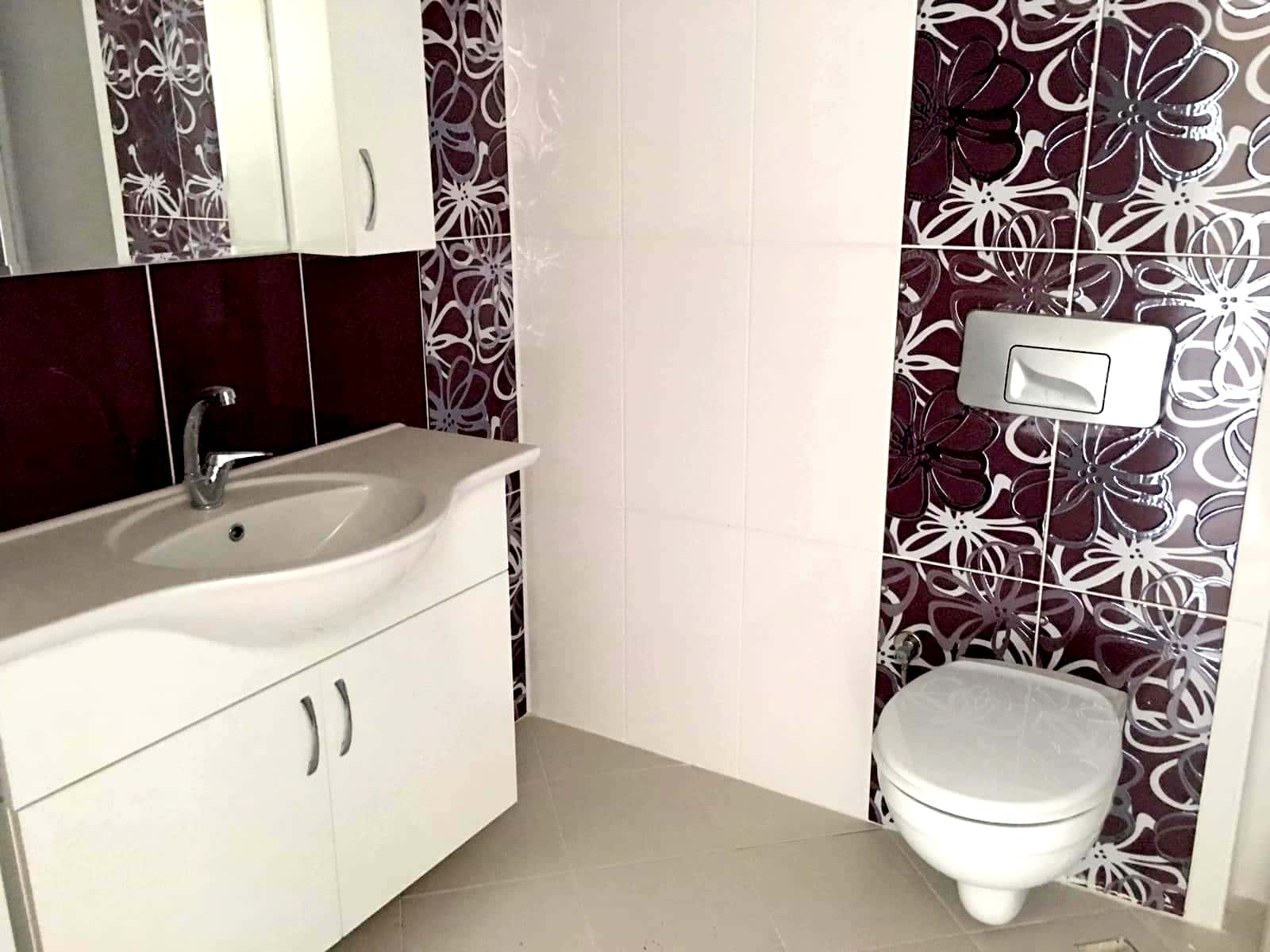 Ayaş Elissa Tatil Sitesi Satılık Denize Sıfır 2+1 Daire