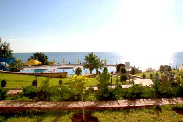 Ayaş Elissa Tatil Sitesi Satılık Denize Sıfır 2+1 Daire