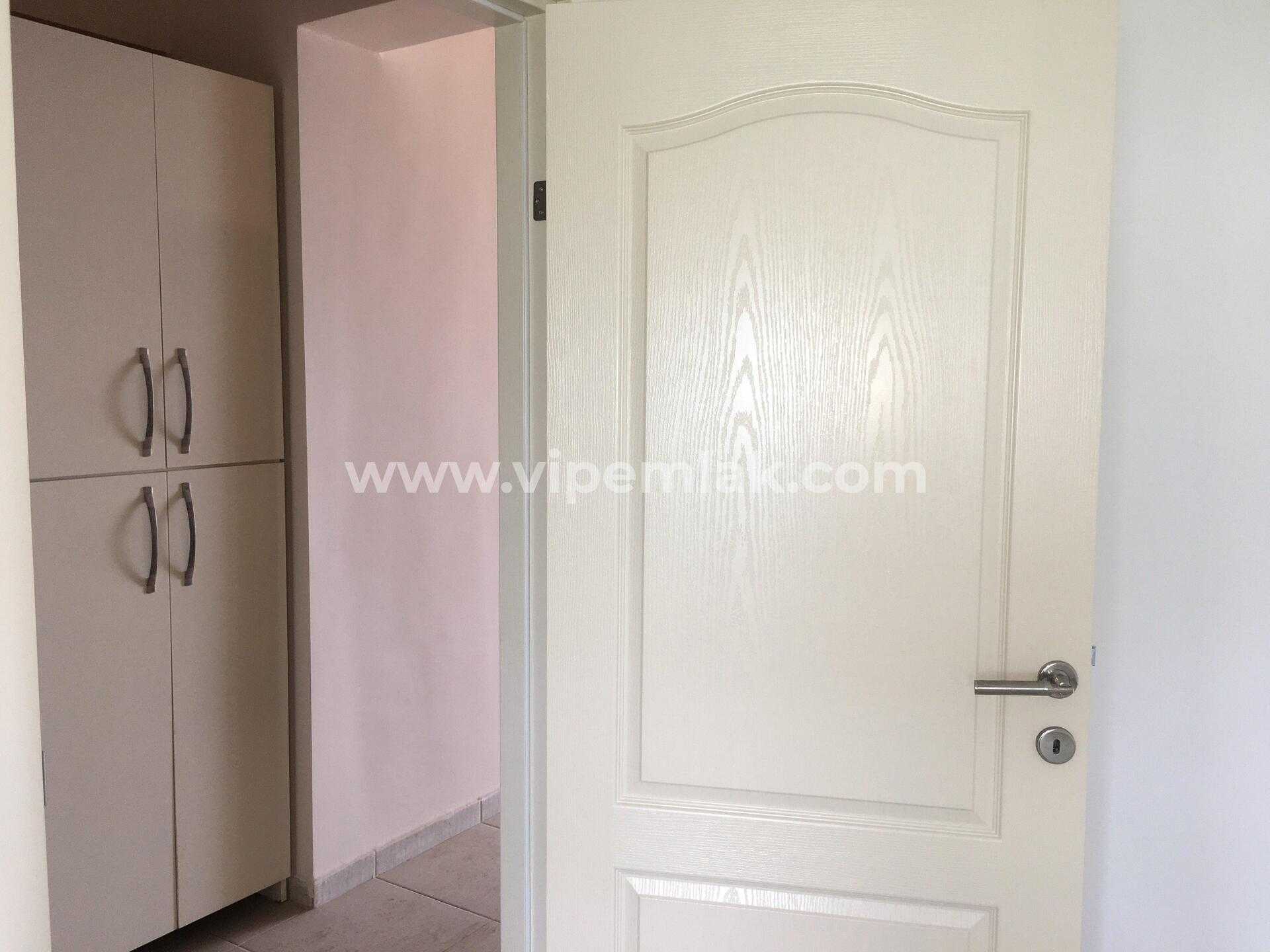 ÇEŞMELİ LİPARİS GLİNDİRES SİTESİNDE SATILIK YAZLIK DAİRE