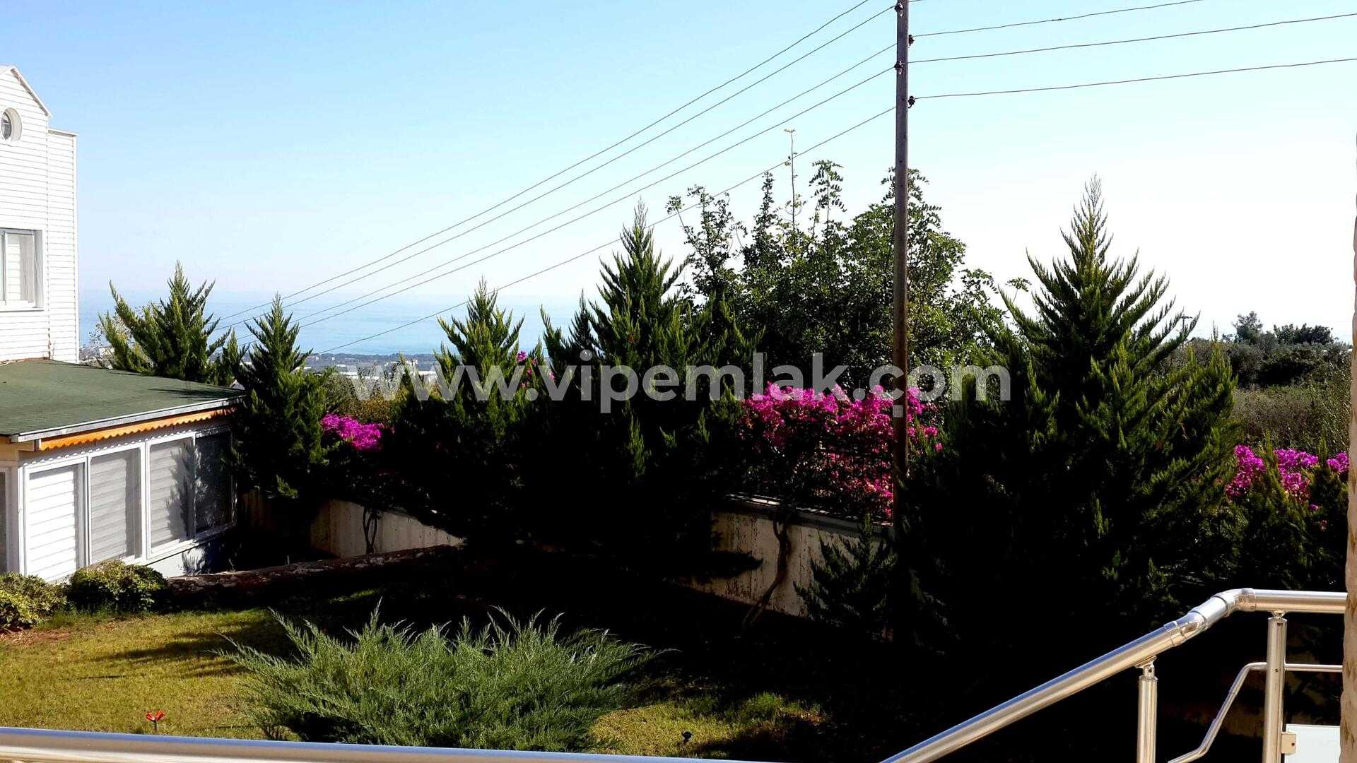 ERDEMLİ ALACAÖREN VİLLARINDA ULTRA LUX SATILIK TRİPLEX